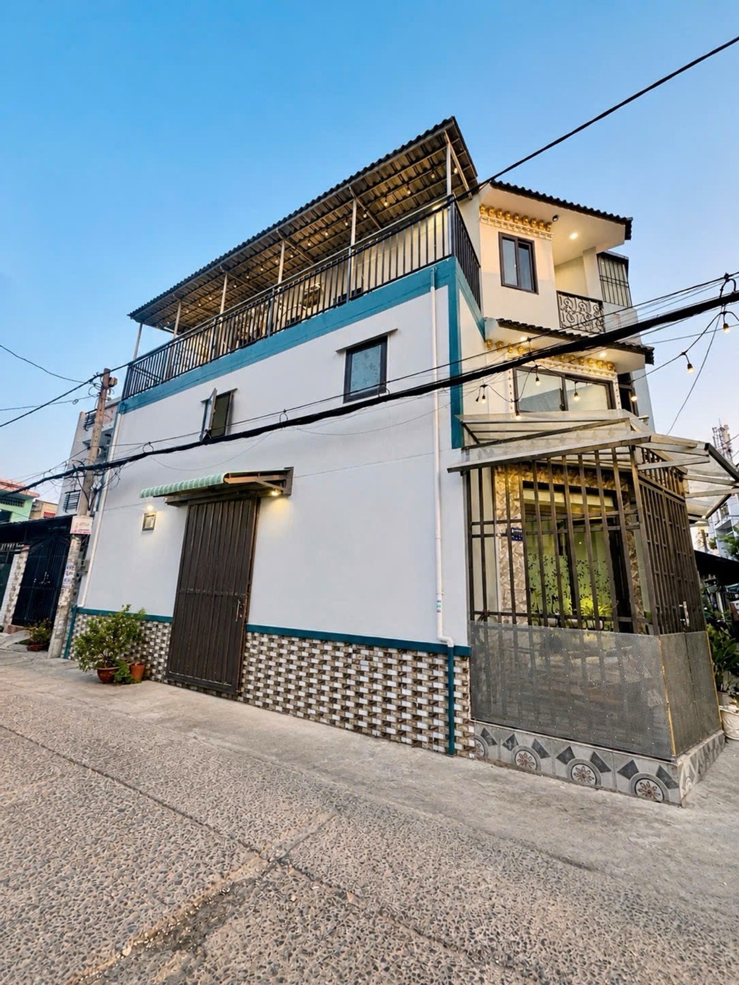 Bán nhà riêng 3 tầng 4 phòng ngủ tại Bình Tân, diện tích 48m2 pháp lý rõ ràng