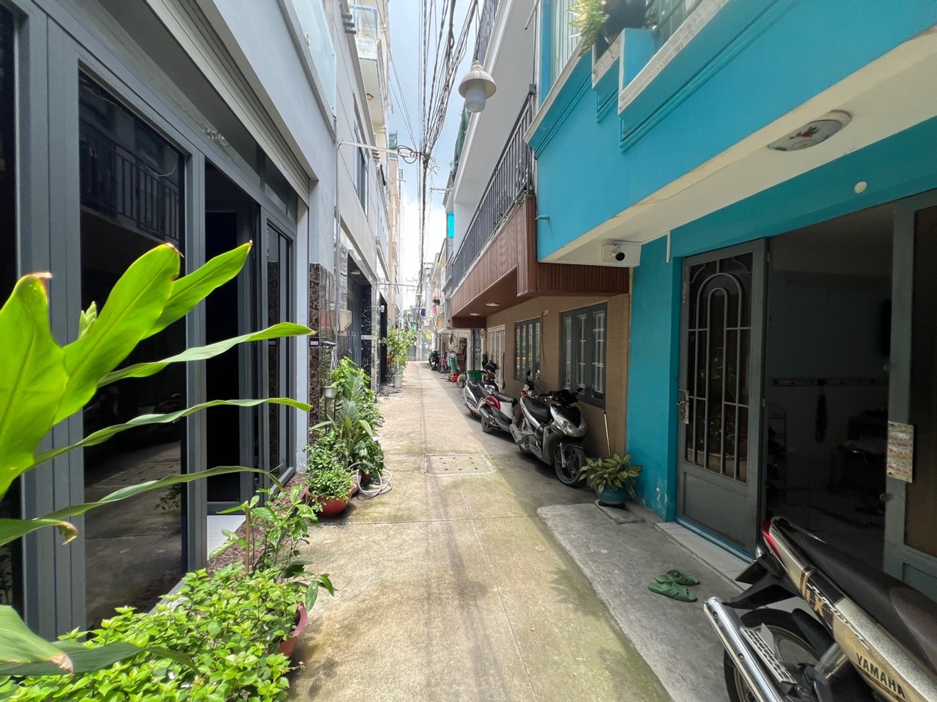 NHÀ 3 TẦNG – HẺM 3M – PHÚ THUẬN – NHỈNH 3 Đ