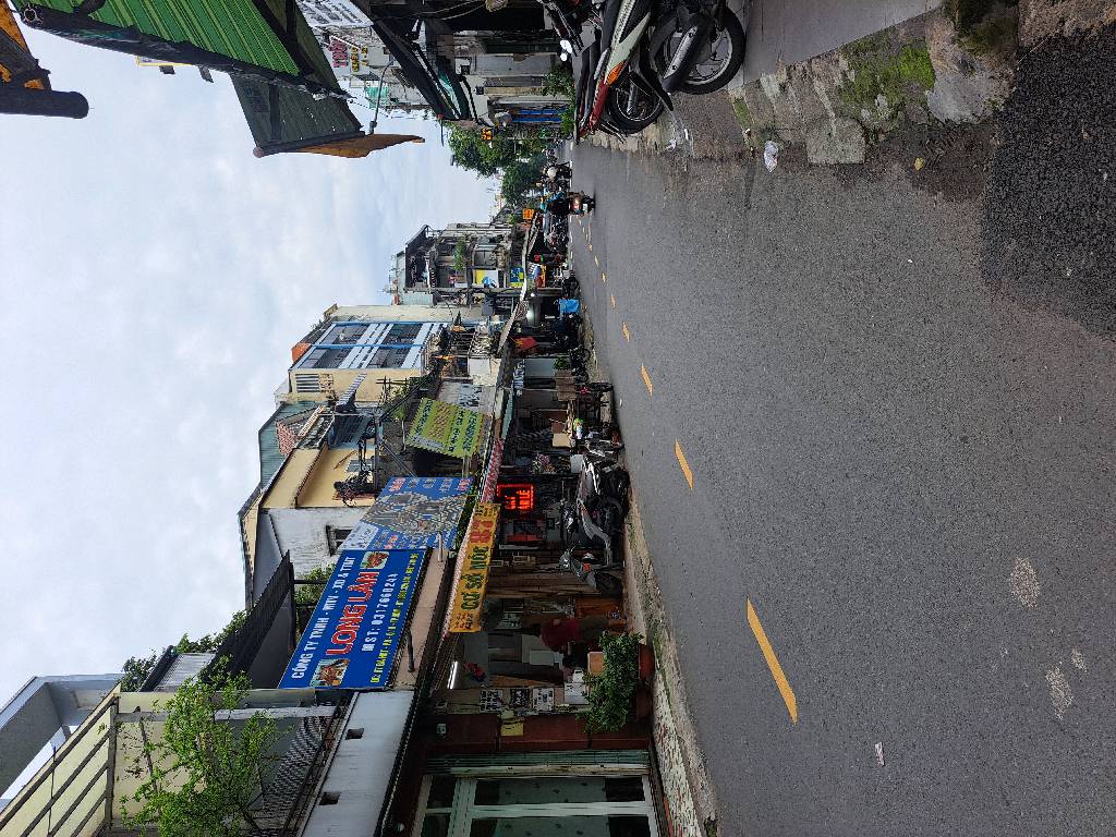 Bán nhà mặt tiền Quận 10, diện tích 33m2, giá 13.8 tỷ