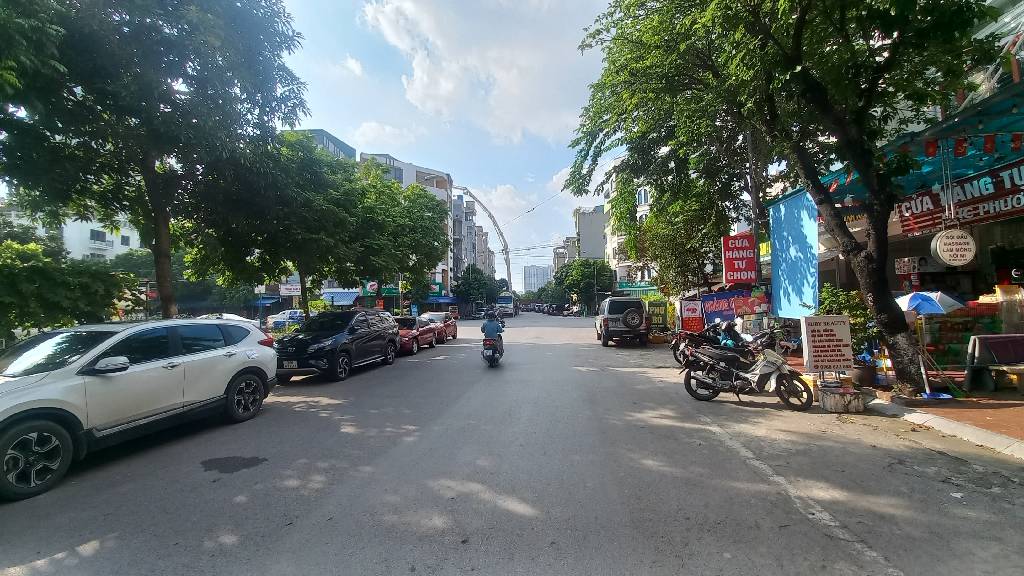 Bán nhà liền kề 6 tầng KĐT Văn Khê Hà Đông giá thiện trí