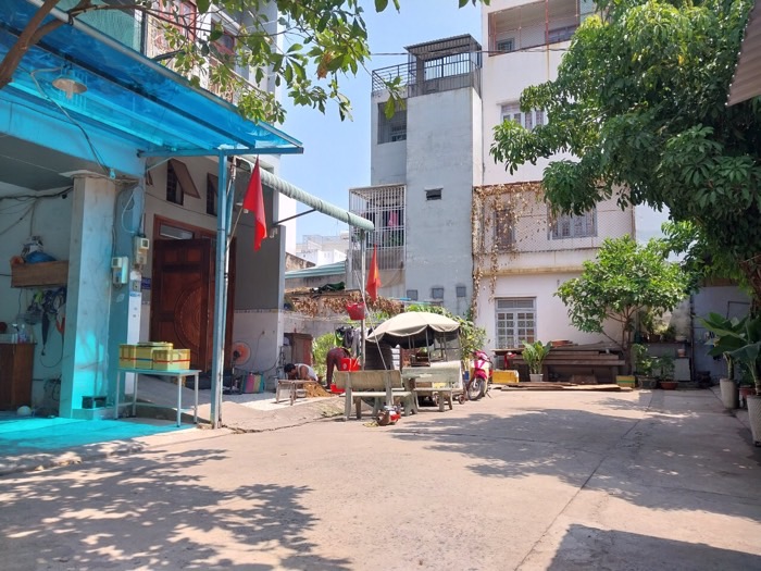 Bán đất phường Hiệp Thành Quận 12 diện tích 177m2 mặt tiền 8.9m đường 8m