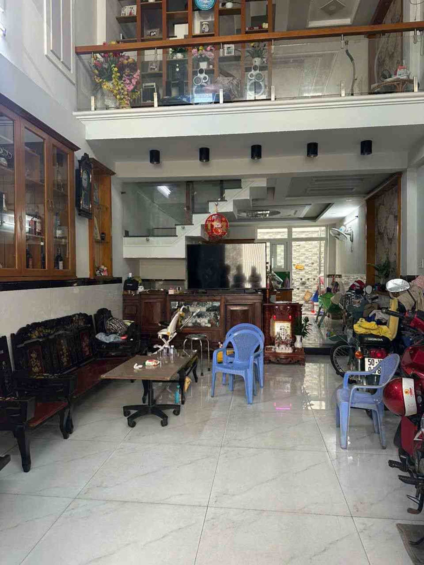 Hiệp thành 26 4 tầng btct giá chỉ 6ty9 tl .hẻm xe hoi thông