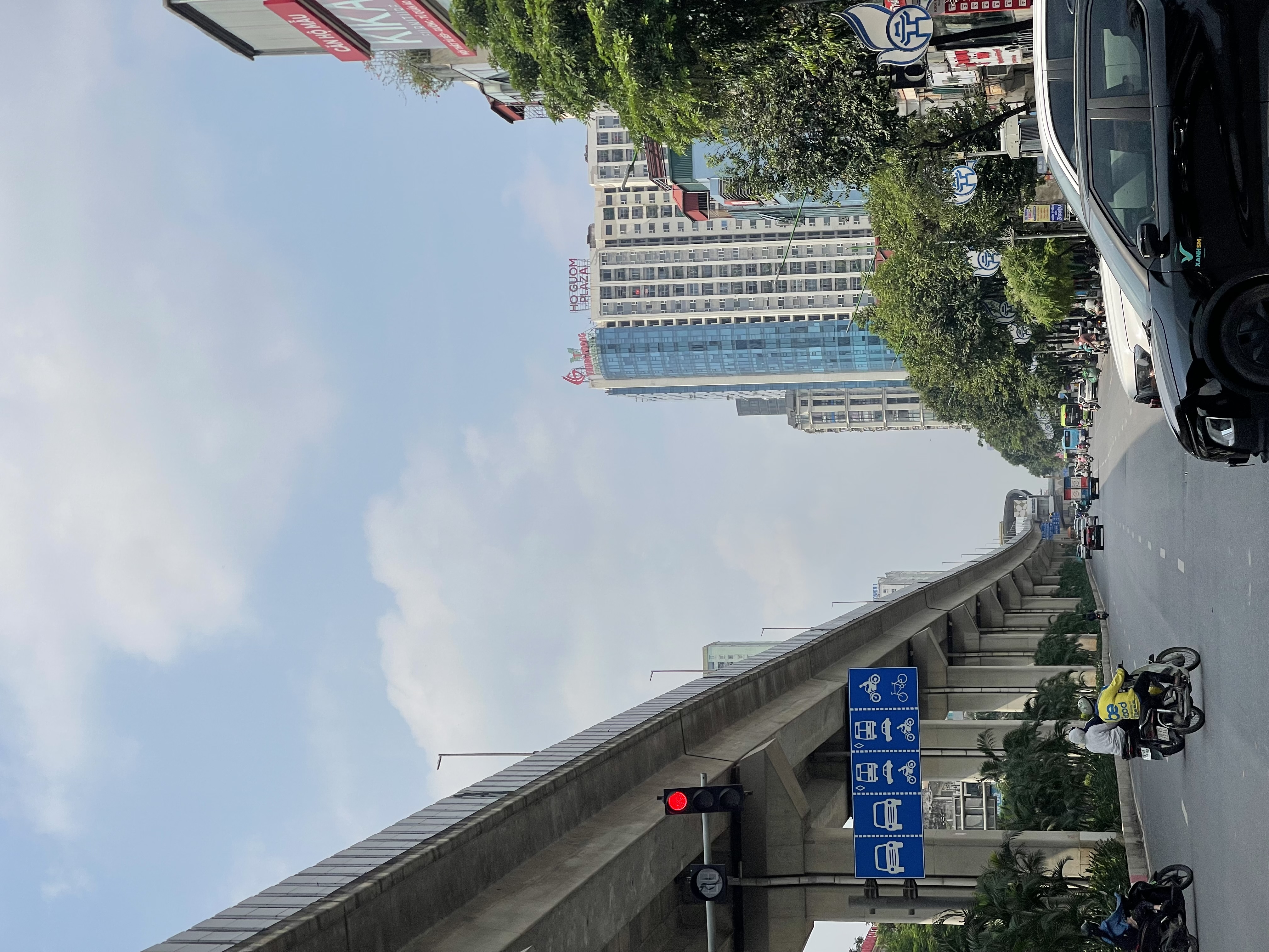 Trần Phú - vị trí vàng ô tô vào nhà - 48m x 3 tầng - Gần ga tàu điện Văn Quán