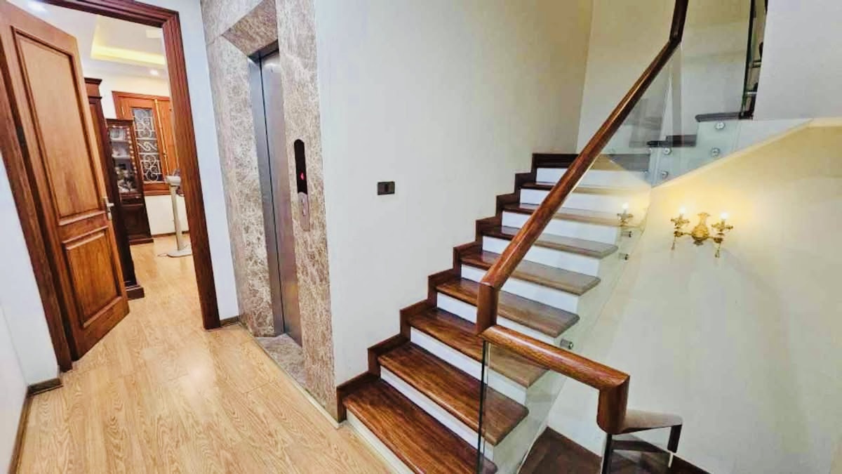 Bán Căn LK _83m²_5 Tầng Thang Máy_ Mặt tiền 5m _ 20.5 Tỷ_ KĐT Văn Khê _ La Khê _ Hà Đông