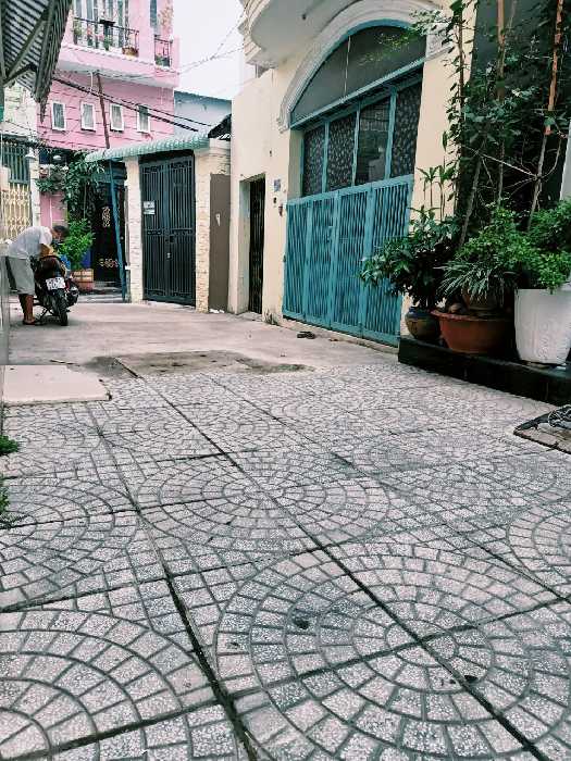 Nhà 4 tầng 4 phòng ngủ gần sân bay, diện tích 65.5 m², giá 6.6 tỷ