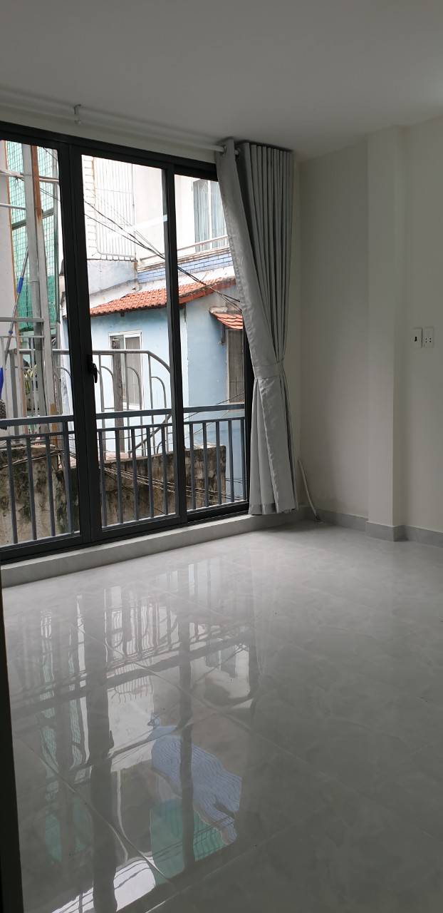 Nhà 3 tầng 15m2 quận 10 giá 3.4 tỷ, 2 phòng ngủ, cho thuê ngay