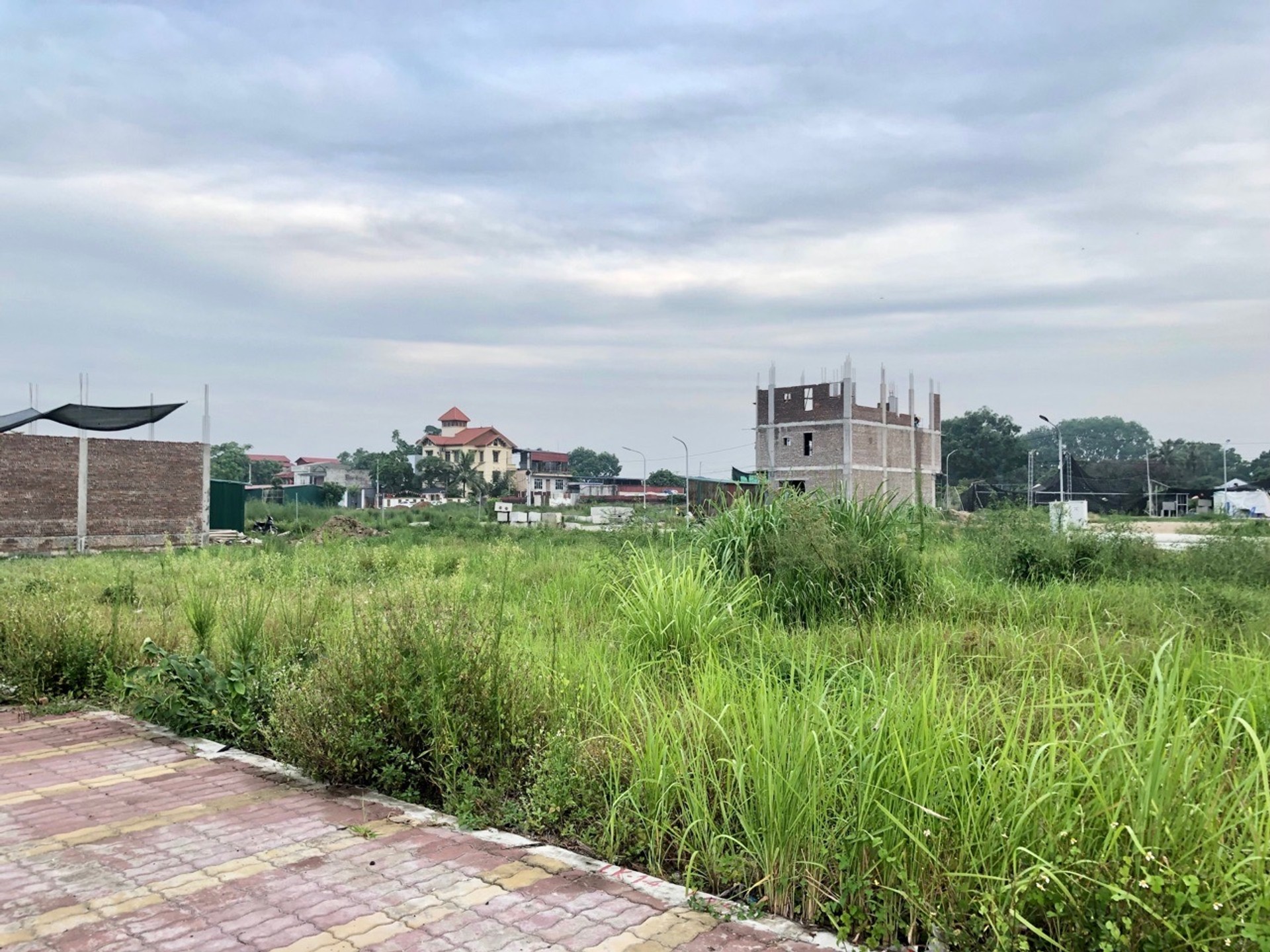 Bán đất đấu giá kênh cầu đồng than 93m2