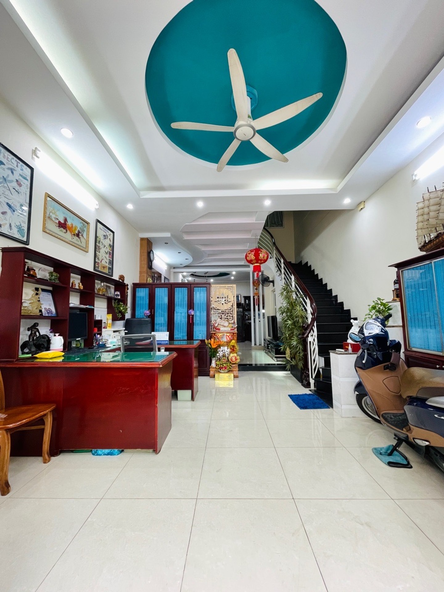 Nhà 4 tầng, 5 phòng ngủ tại Bình Thạnh, gần Q1
