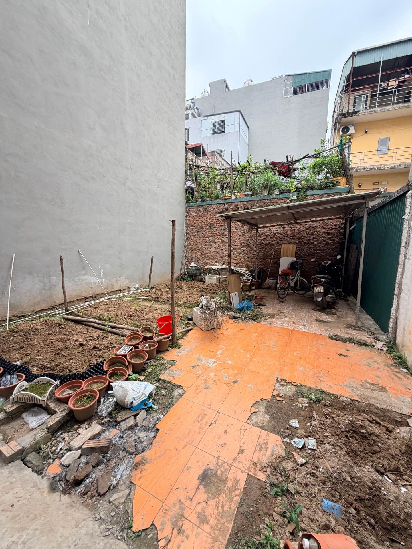Bán đất trung tâm Trâu Quỳ, diện tích 43.8m2, giá 5.8 tỷ