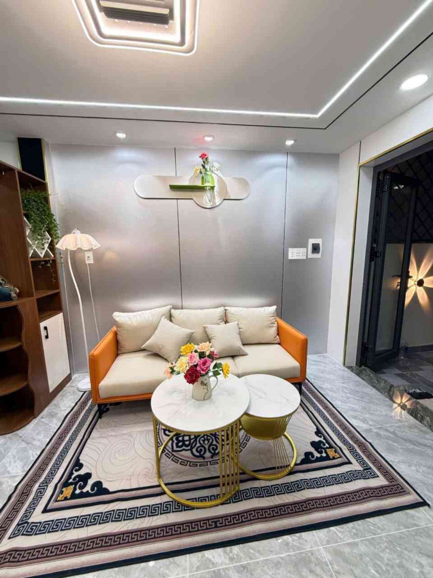🏡Nhà Quốc Lộ 1k. 💰2 ty 2. 💒 1 trệt 1 lầu
DTSD : 50m2 .📕SHR. hoàn công chuẩn,