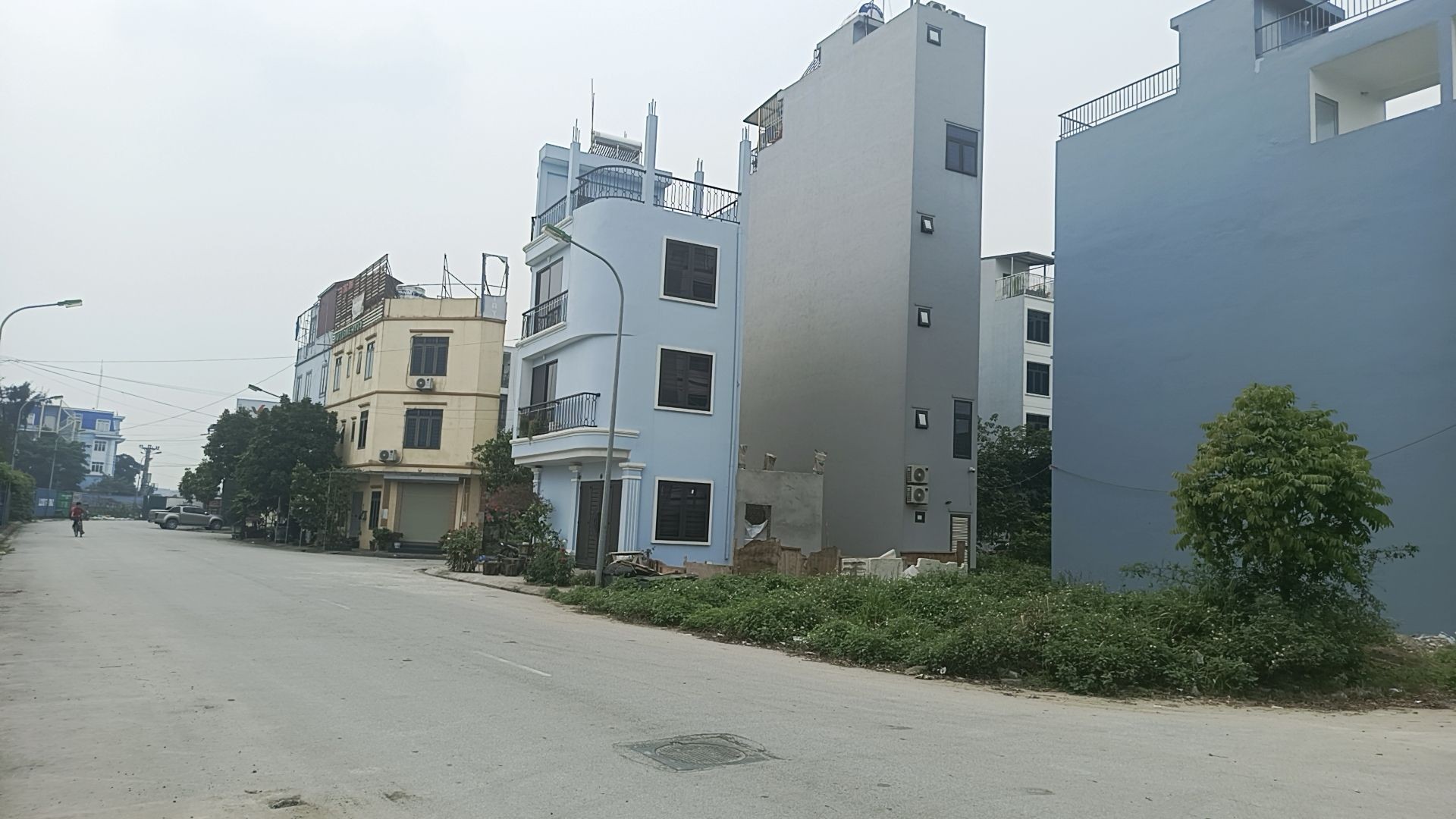 Bán đất 30m2 mặt tiền 3m khu đô thị mới Liên Ninh, giá 6.7 tỷ