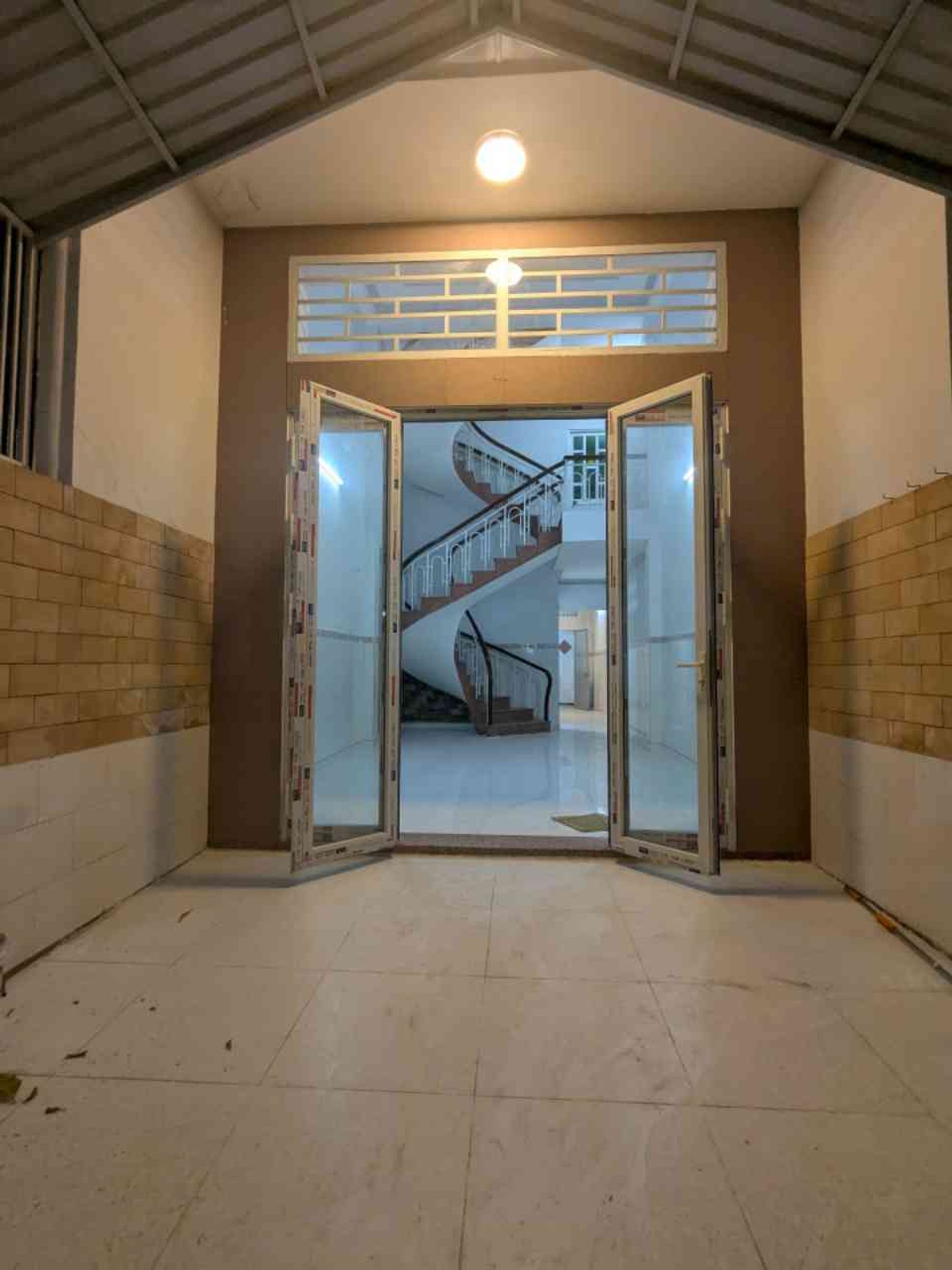 Nhà 3 tầng 58m² gần ngã tư Nguyễn Oanh, Phường Lê Đức Thọ