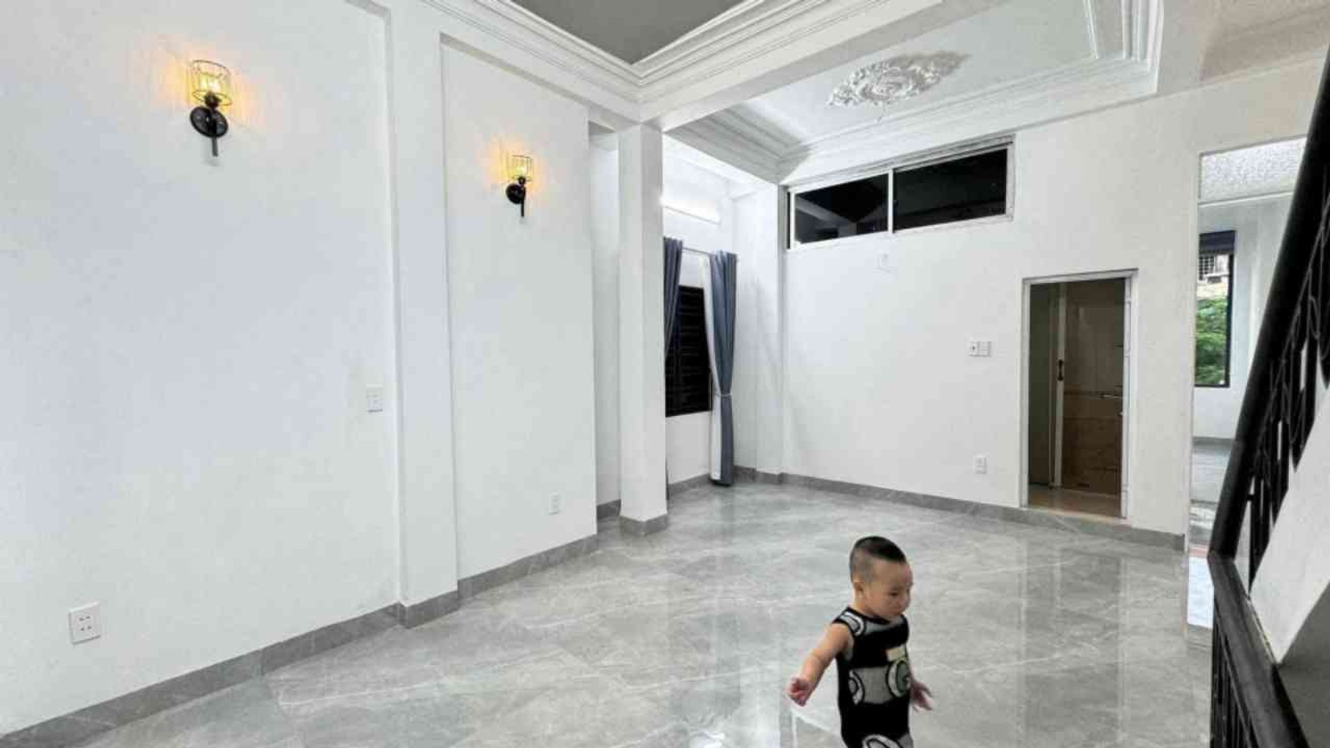 Bán nhà mặt phố Lê Lợi 5 tầng, căn góc, diện tích 40,5m², mặt tiền 4,4m
