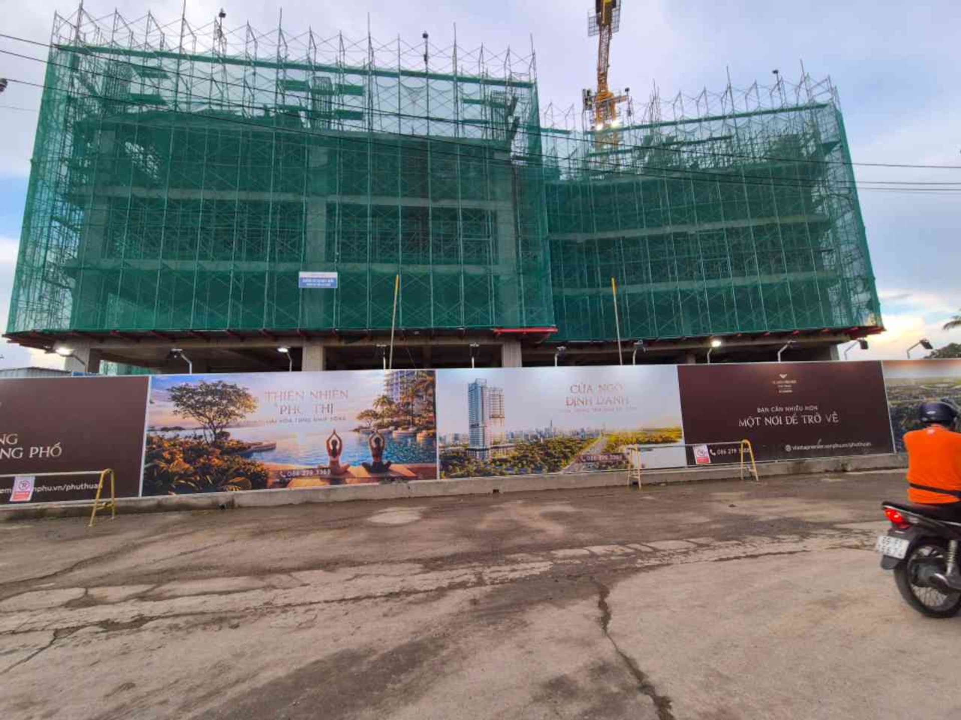 Bán đất dự án sát chung cư quận 7, diện tích 2890 m2, pháp lý chuẩn