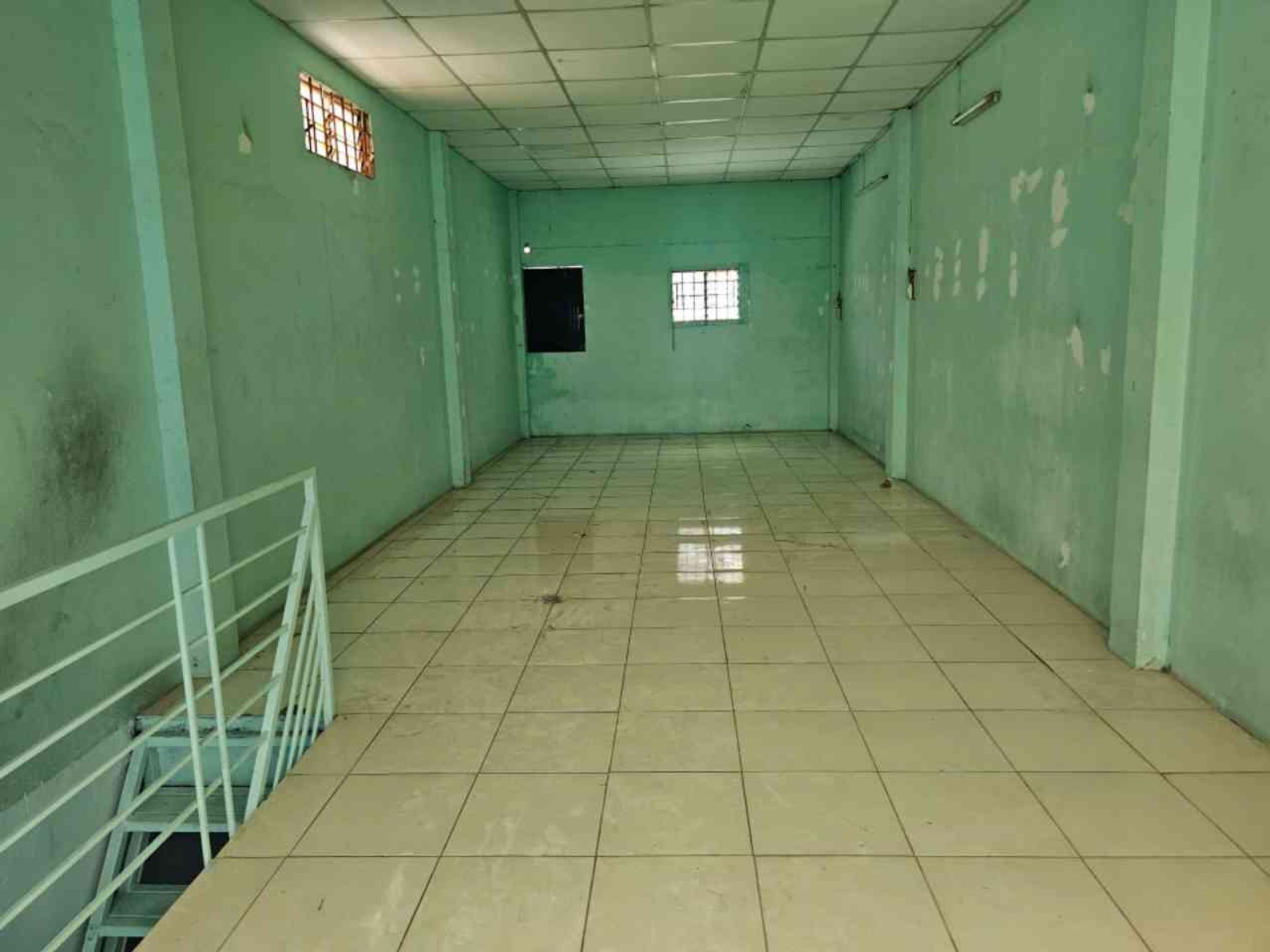 Bán nhà 2 tầng hẻm 5m Phú Thạnh, diện tích 62.4m²