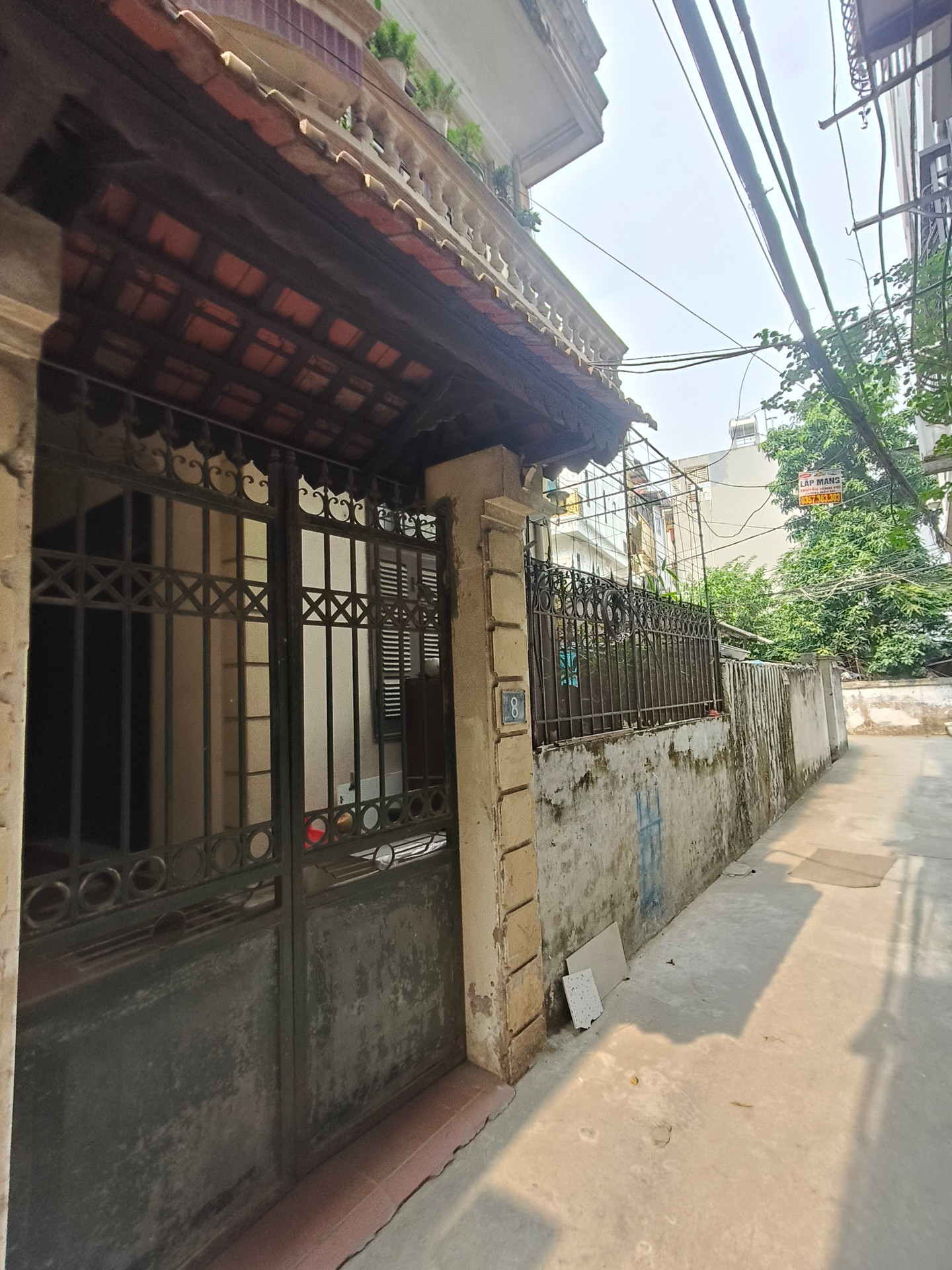 Nhà đẹp Long Biên, một bước ra phố, thoáng sáng tuyệt vời , ngay việt Hưng
