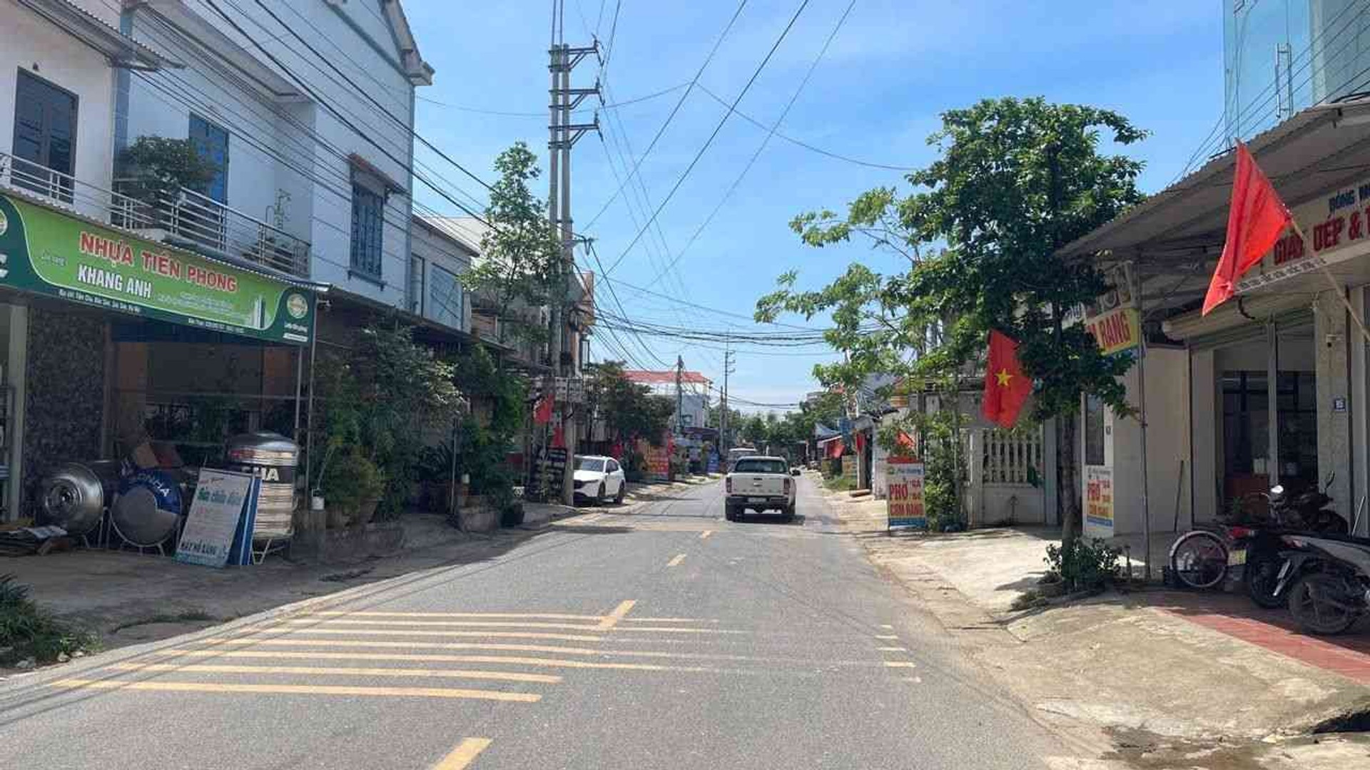 BÁN ĐẤT PHÂN LÔ / ĐẦU TƯ SÓC SƠN - MẶT TIỀN 20M - ĐƯỜNG LIÊN XÃ RỘNG 10M - GIÁ CHỈ 8 TRIỆU/M²
Thông