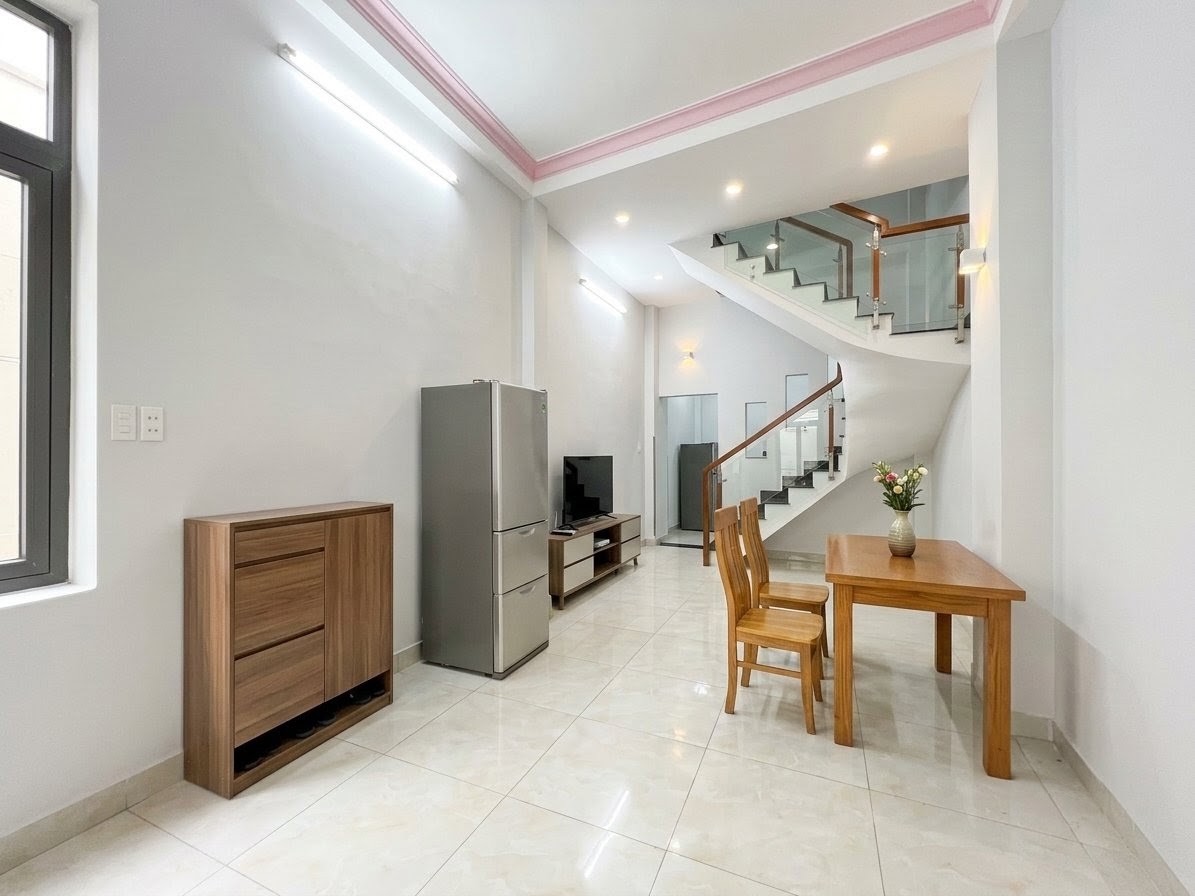 Nhà Tân Bình - Âu Cơ, 3 tầng ở ngay - KD đa dạng - ngang gần 4m - dài 10m - hơn 6T