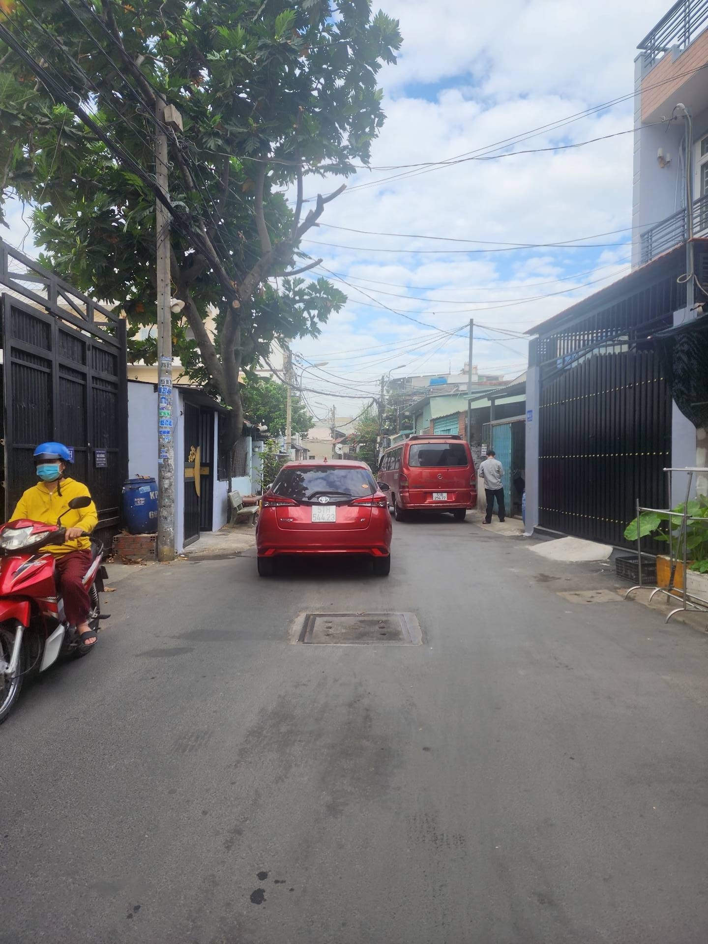 Bán nhà mặt phố tại phường Thới An, Quận 12, mặt tiền rộng 5,1m, gần Lê Thị Riêng