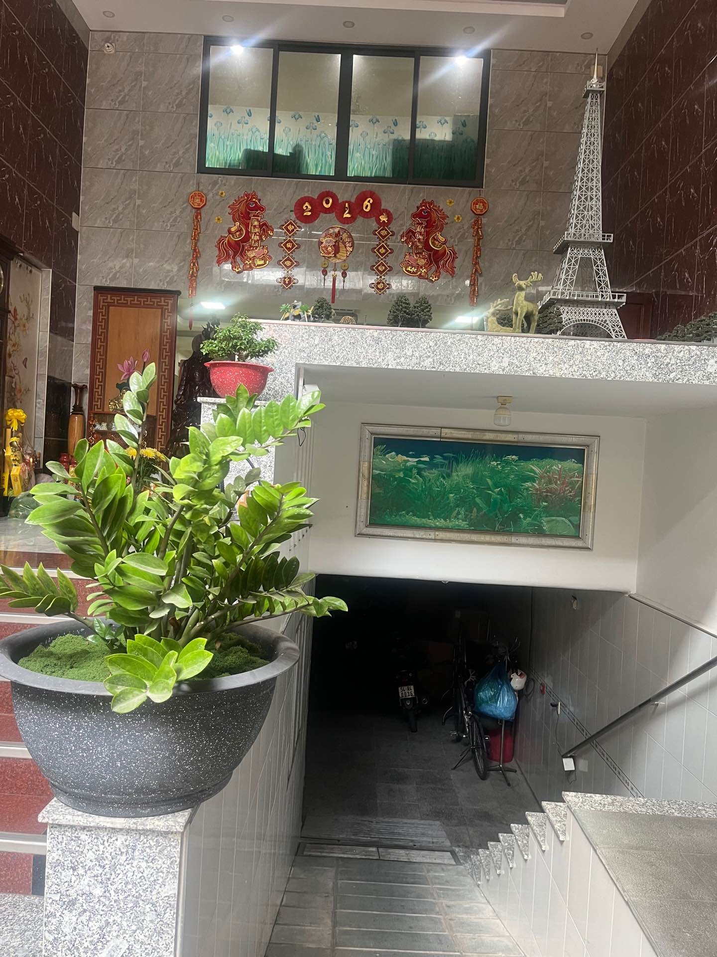 Toà nhà 7 tầng tiện nghi, thang máy, hẻm ô tô quận Thanh Khê