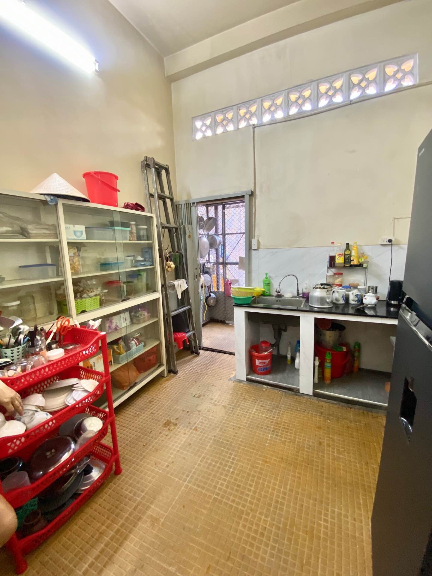 Bán nhà mặt phố 3 tầng 53m2 hướng Đông Nam tại phường 5, Bình Thạnh