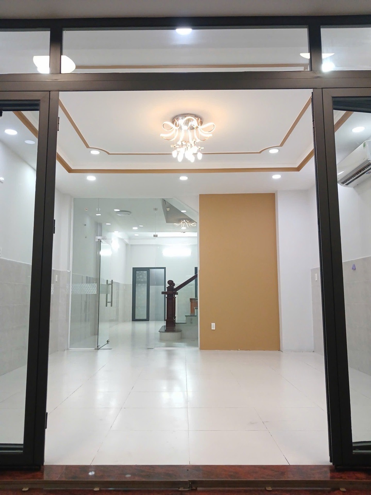 NHÀ MỚI ĐẸP NAGY GÒ DẦU - MẶT TIỀN 5M - CHÍNH CHỦ - KHÔNG GIAN THOÁNG MÁT - NHỈNH 7 TỶ