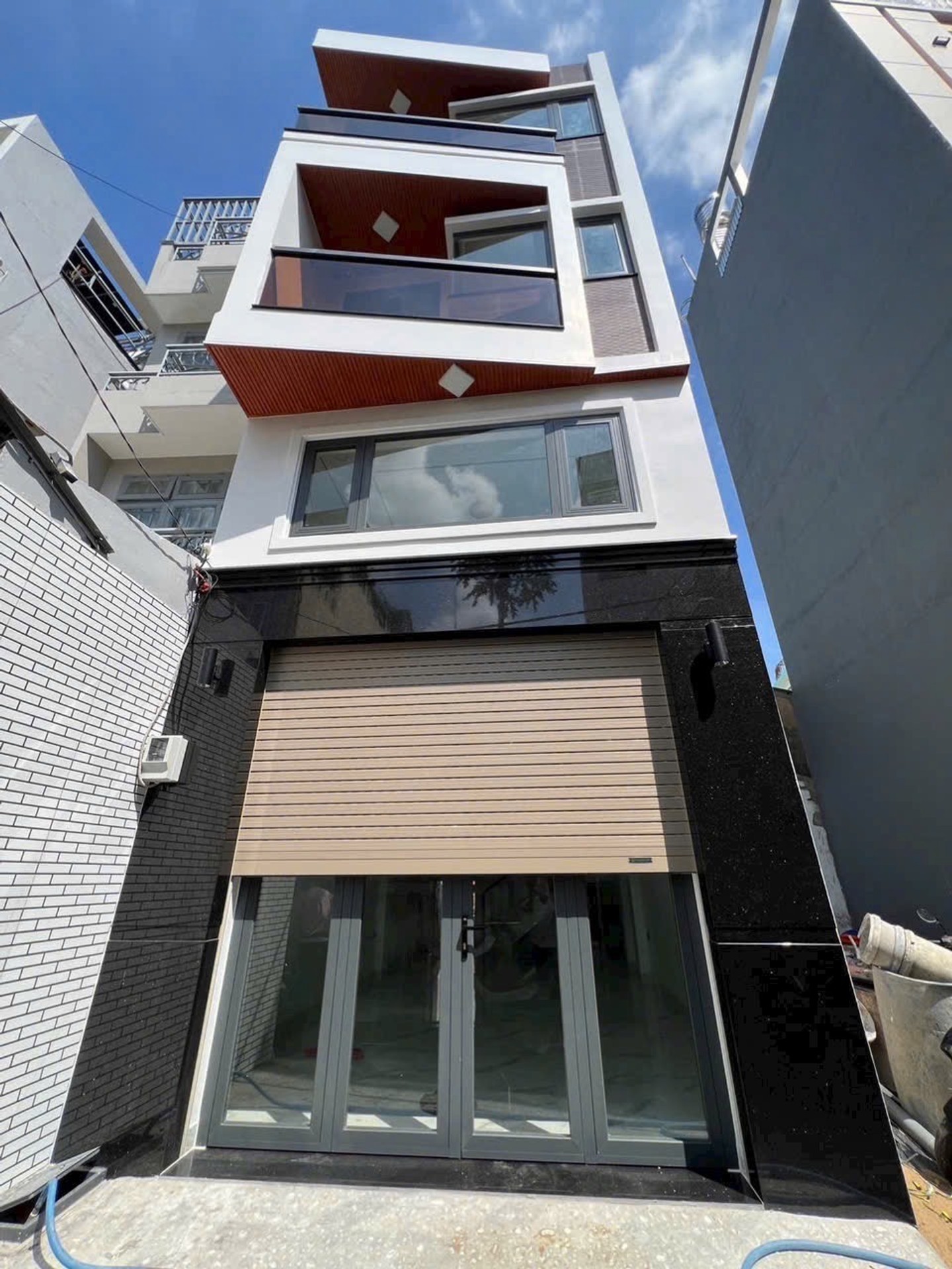 Bán nhà riêng 5 tầng hẻm xe hơi Nguyễn Văn Đậu, Bình Thạnh, 40m2, 3 phòng ngủ