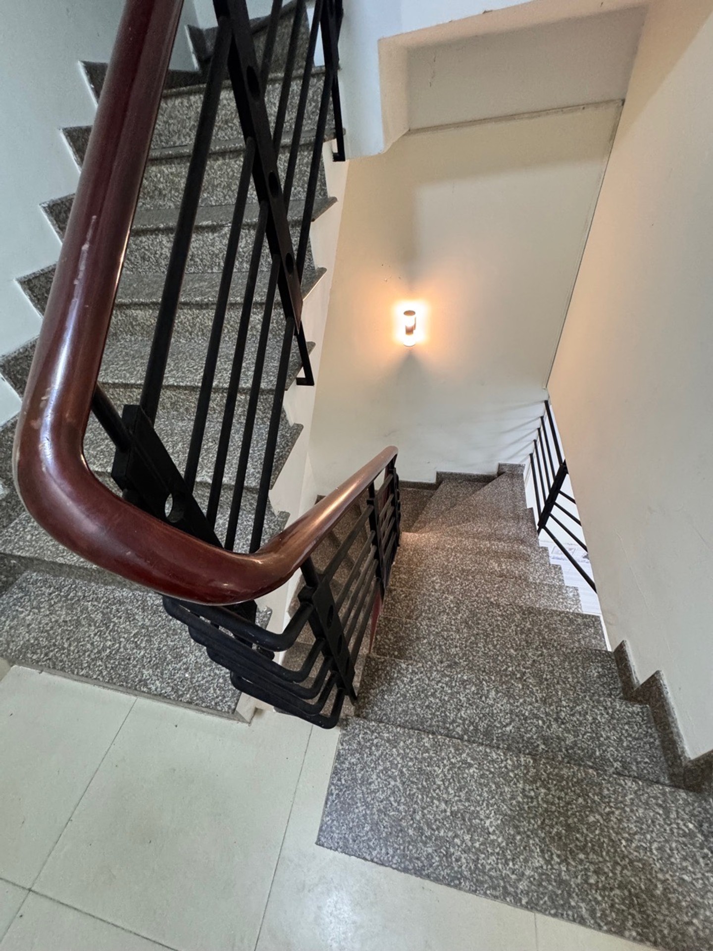 Nhà mặt tiền kinh doanh sầm uất ngay MT Phạm Thị Tánh, HCM. Q8