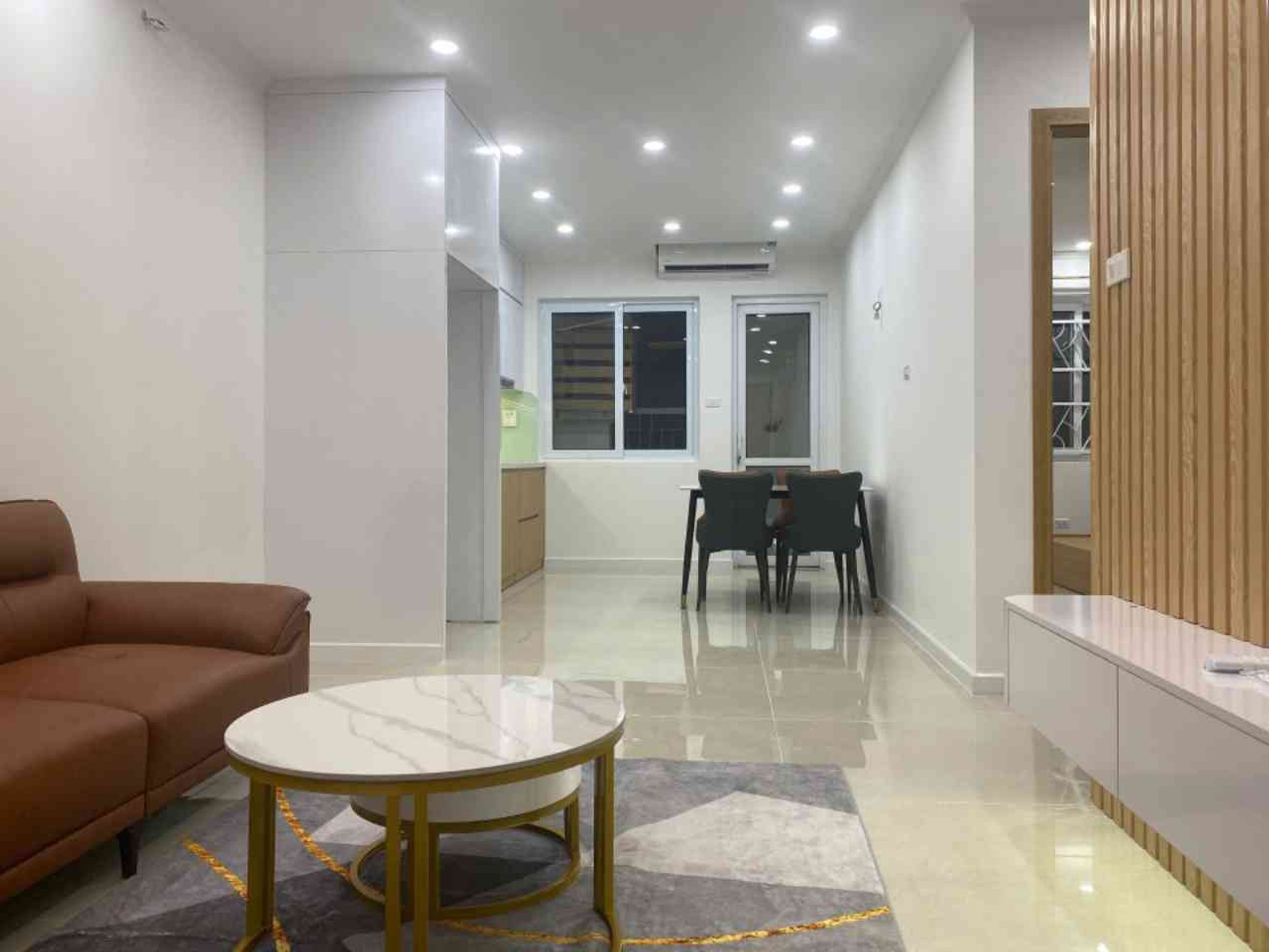 Bán chung cư CT13 KĐT Nam Thăng Long DT 67M2 | 2 ngủ | 2 thoáng | khu nhà ít người bán, Có slot