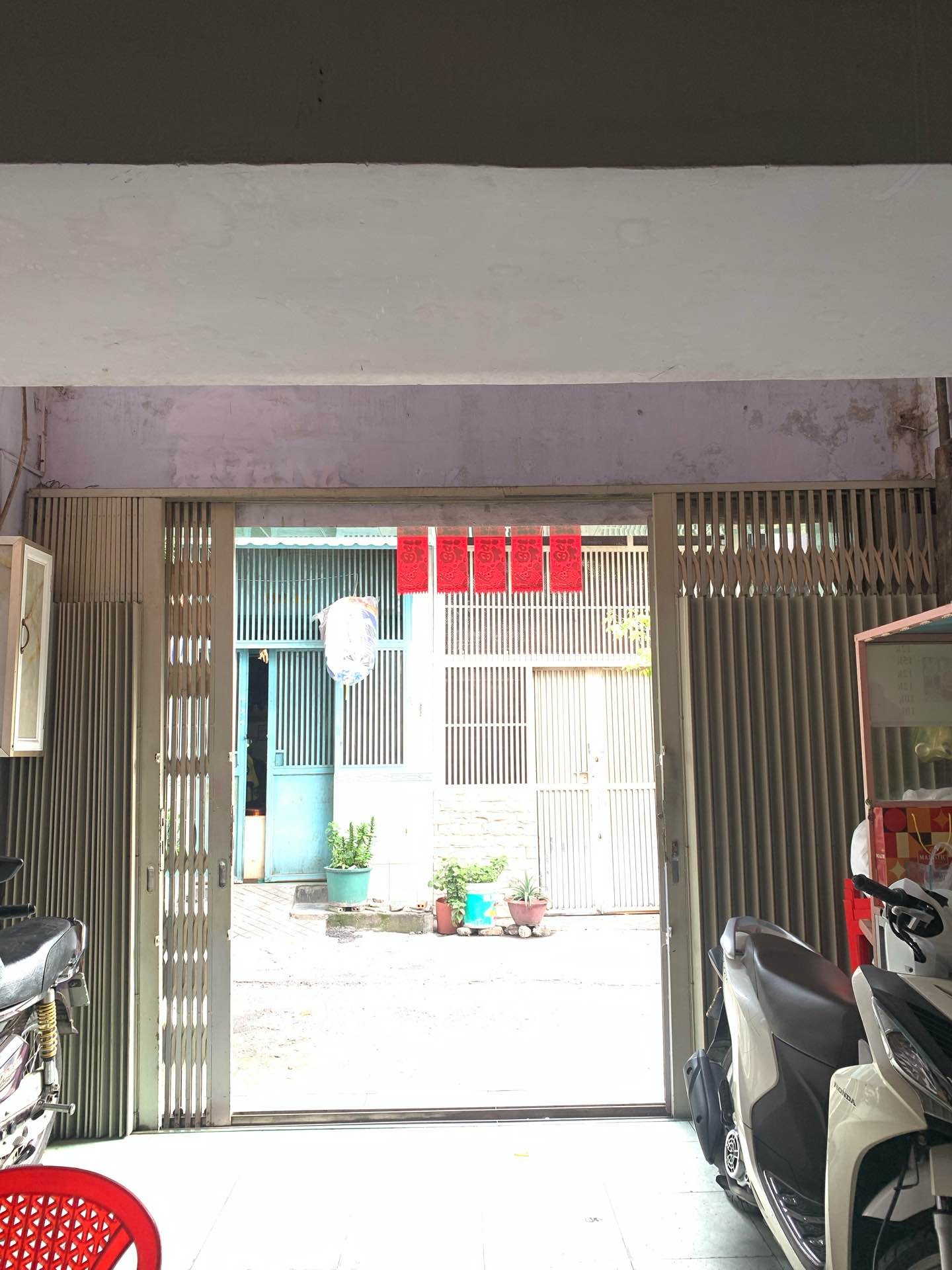 Nhà mặt tiền 3 tầng 36m2, 4 phòng ngủ tại Tân Phú, giá 4.2 tỷ