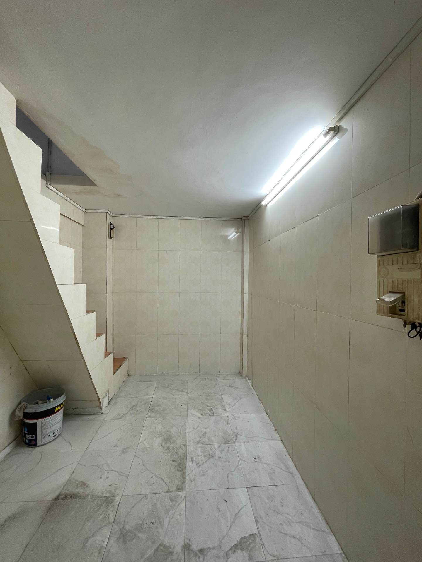 Bán nhà riêng 3 tầng 2PN tại phường Phú Thạnh, quận Tân Phú