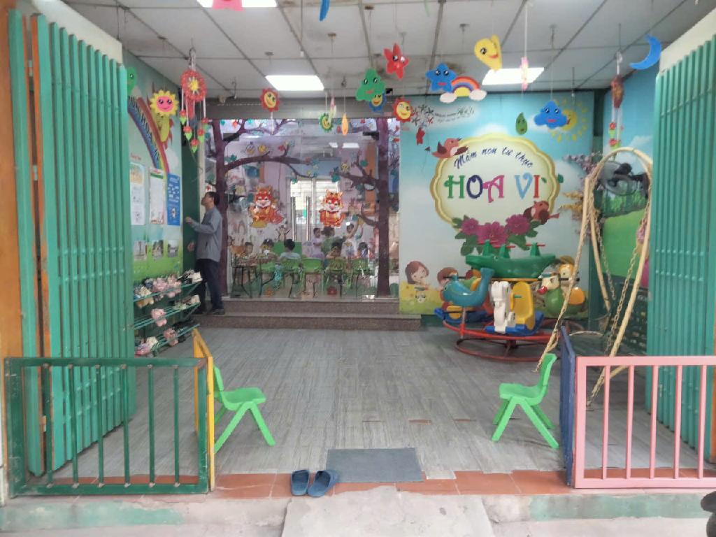 Bán nhà mặt phố Định Công, Hoàng Mai, 4 tầng, diện tích 102m², mặt tiền 5.3m giá hấp dẫn