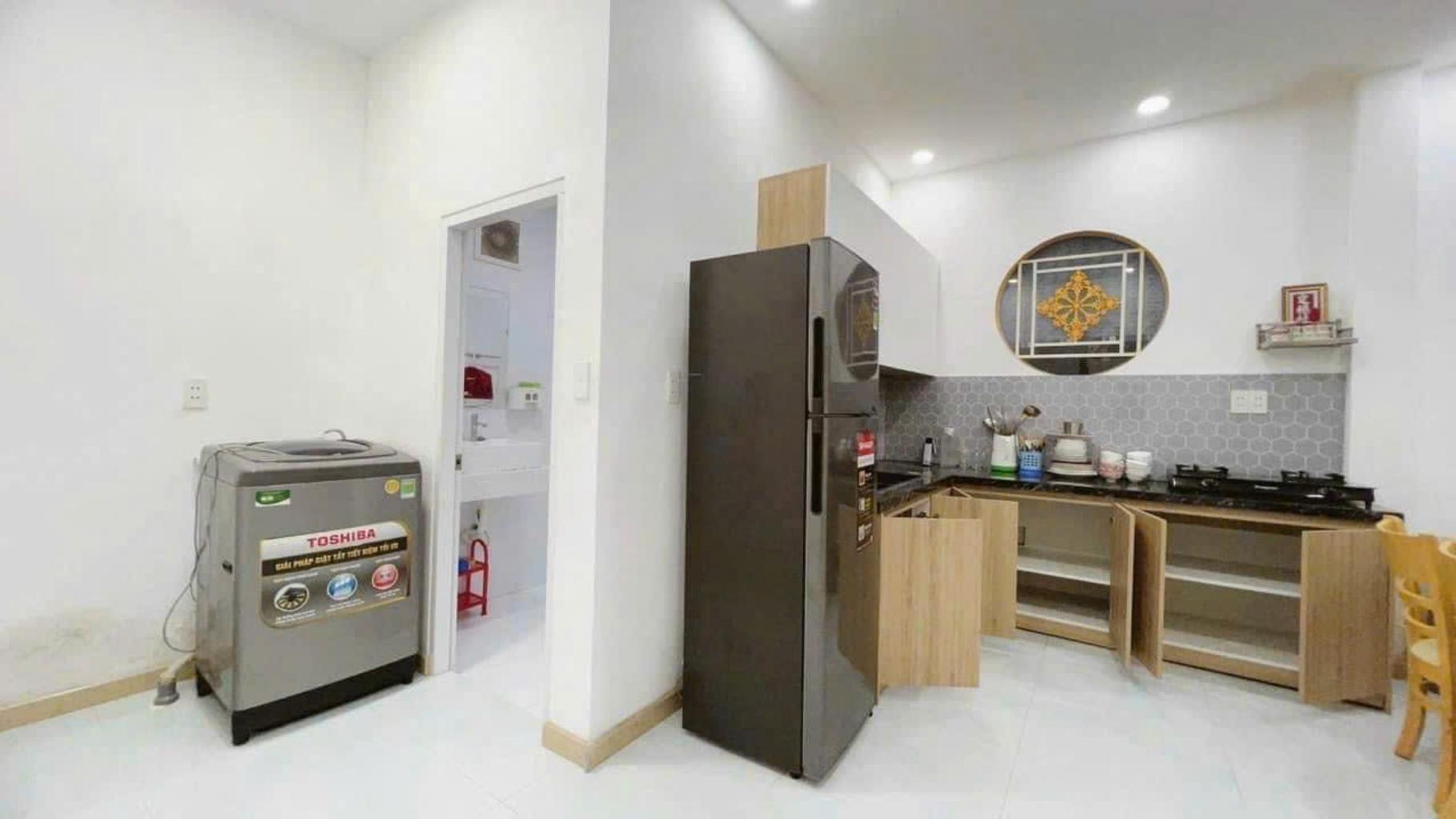 Nhà kế bên UBND phường Phú Hữu Nguyễn Duy Trinh 67.5m2, giá 4.05 tỷ, mặt tiền 6m