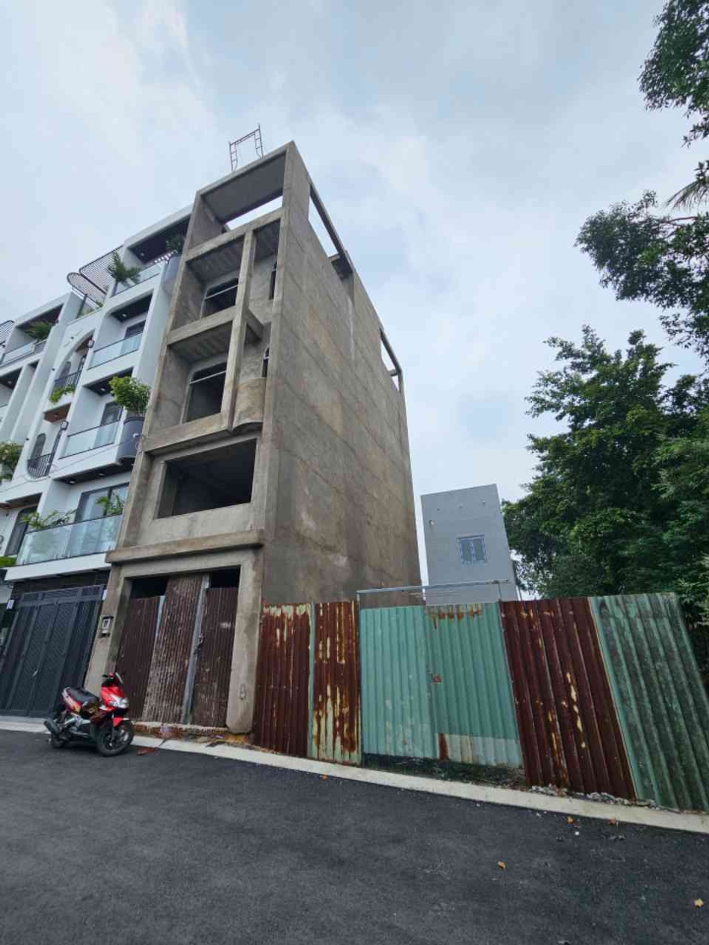 🔥 ĐẤT ĐẸP KHU DÂN CƯ ĐỒNG BỘ • 97,7M² • HẺM THÔNG • THẠNH XUÂN 24 • CHỈ 3.x TỶ
📐 Diện tích 7m