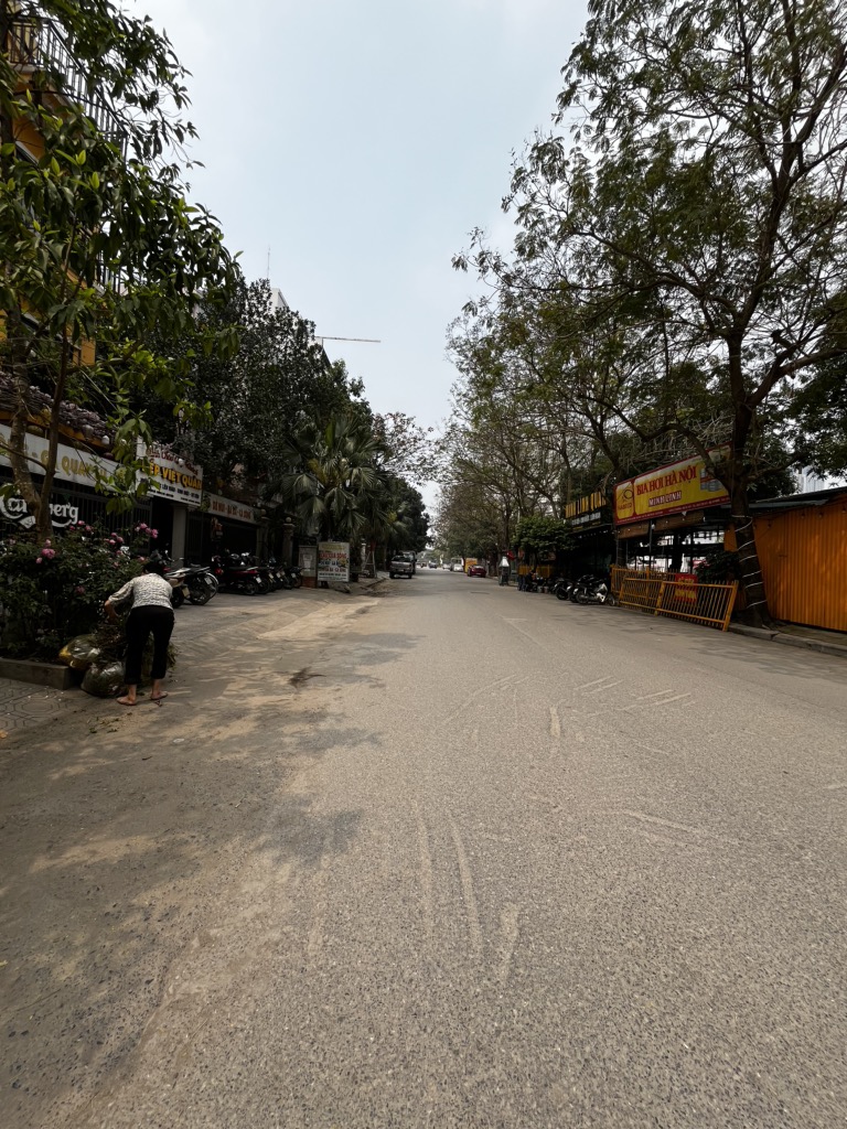 Nhà Ngô Quyền , Văn Khê siêu đẹp, ô tô đỗ cửa, ba gác quay đầu thoải mái