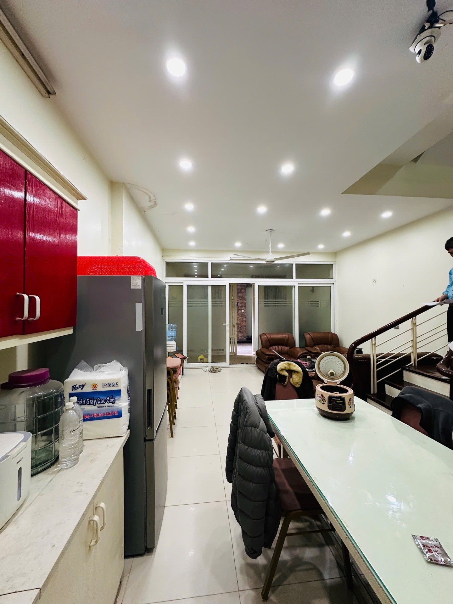 Bán nhà riêng 5 tầng tại Tây Hồ, diện tích 50m2, pháp lý sổ đỏ chính chủ