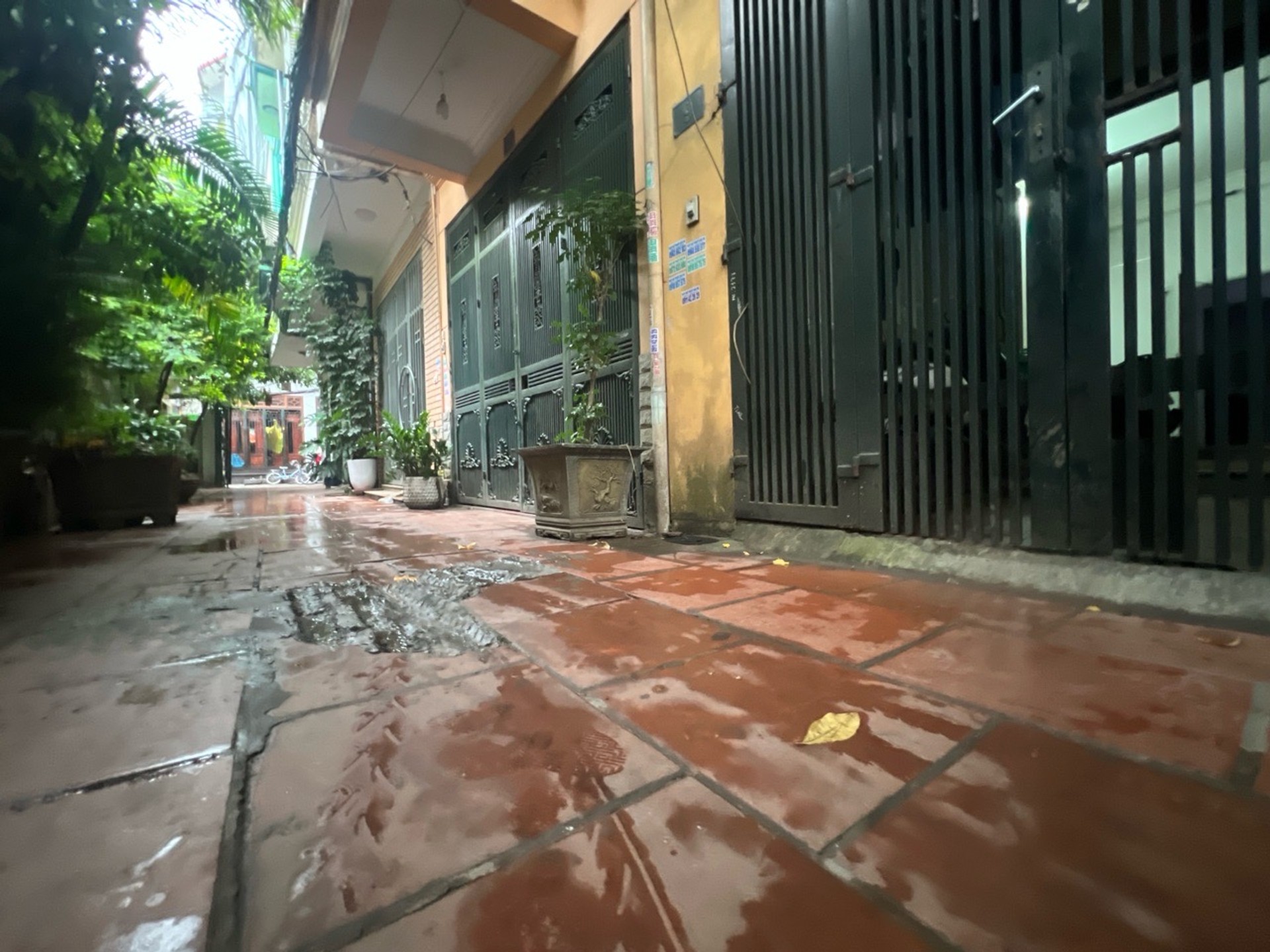 Bán nhà ngay ngã tư Văn Cao- Thuỵ Khuê-gần Hồ Tây -63m giá 15,5 tỷ