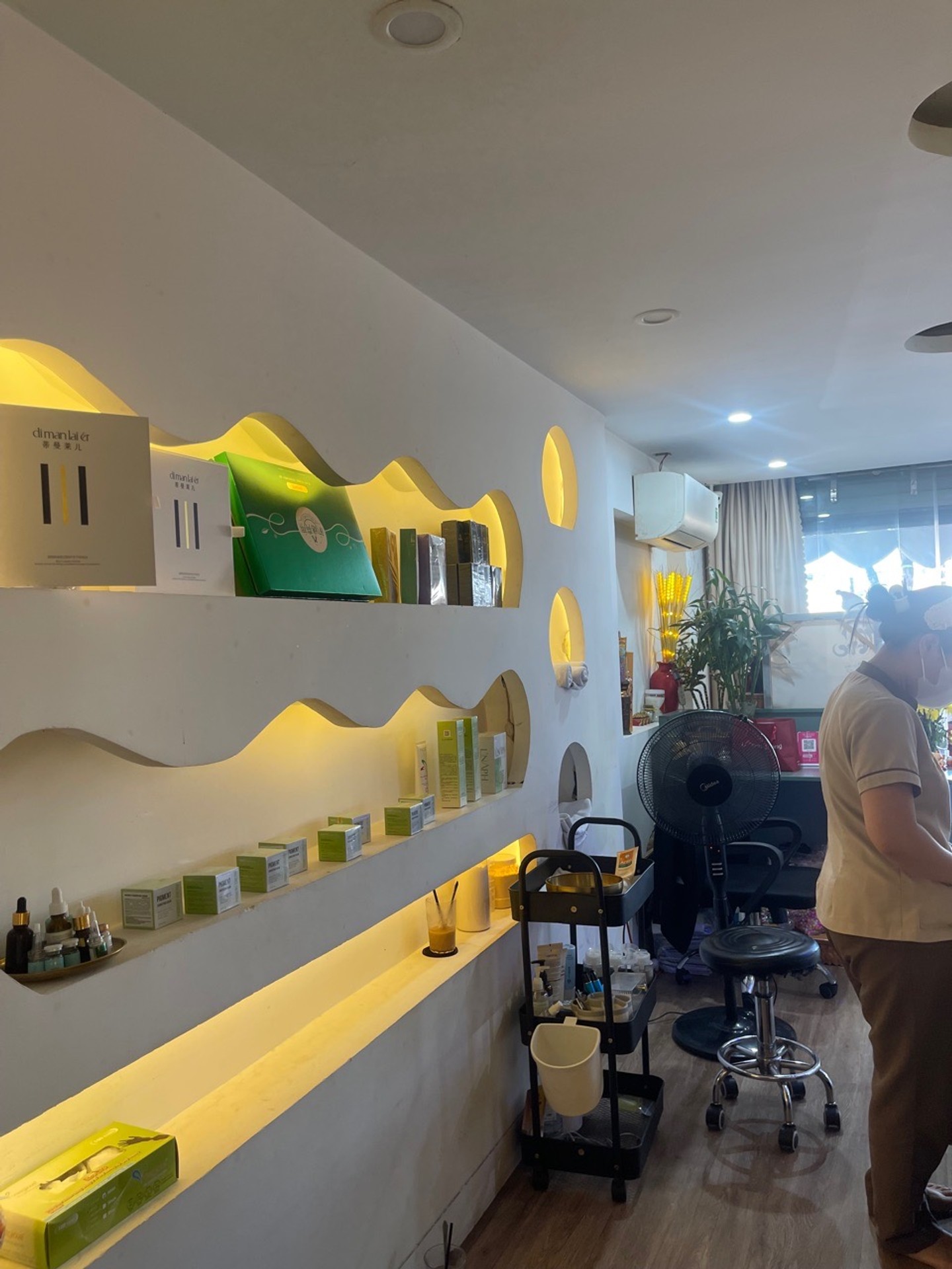 NHÀ TRUNG TÂM HẢI CHÂU – NGANG GẦN 10M – DÒNG TIỀN 35TR/THÁNG