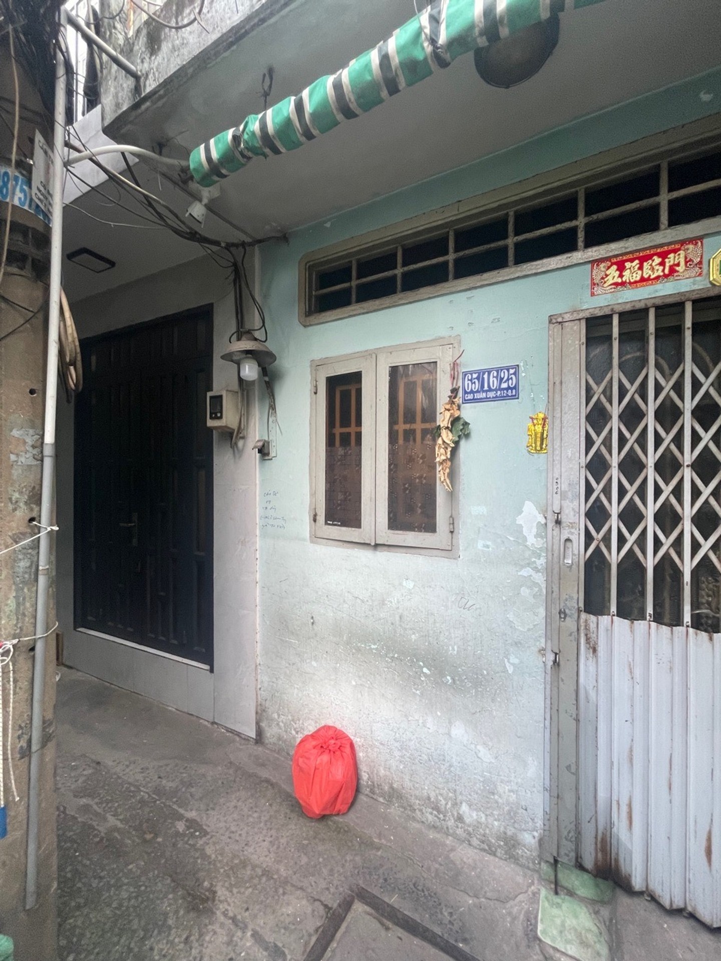 Nhà xinh 3 tầng, giá sốc Quận 8