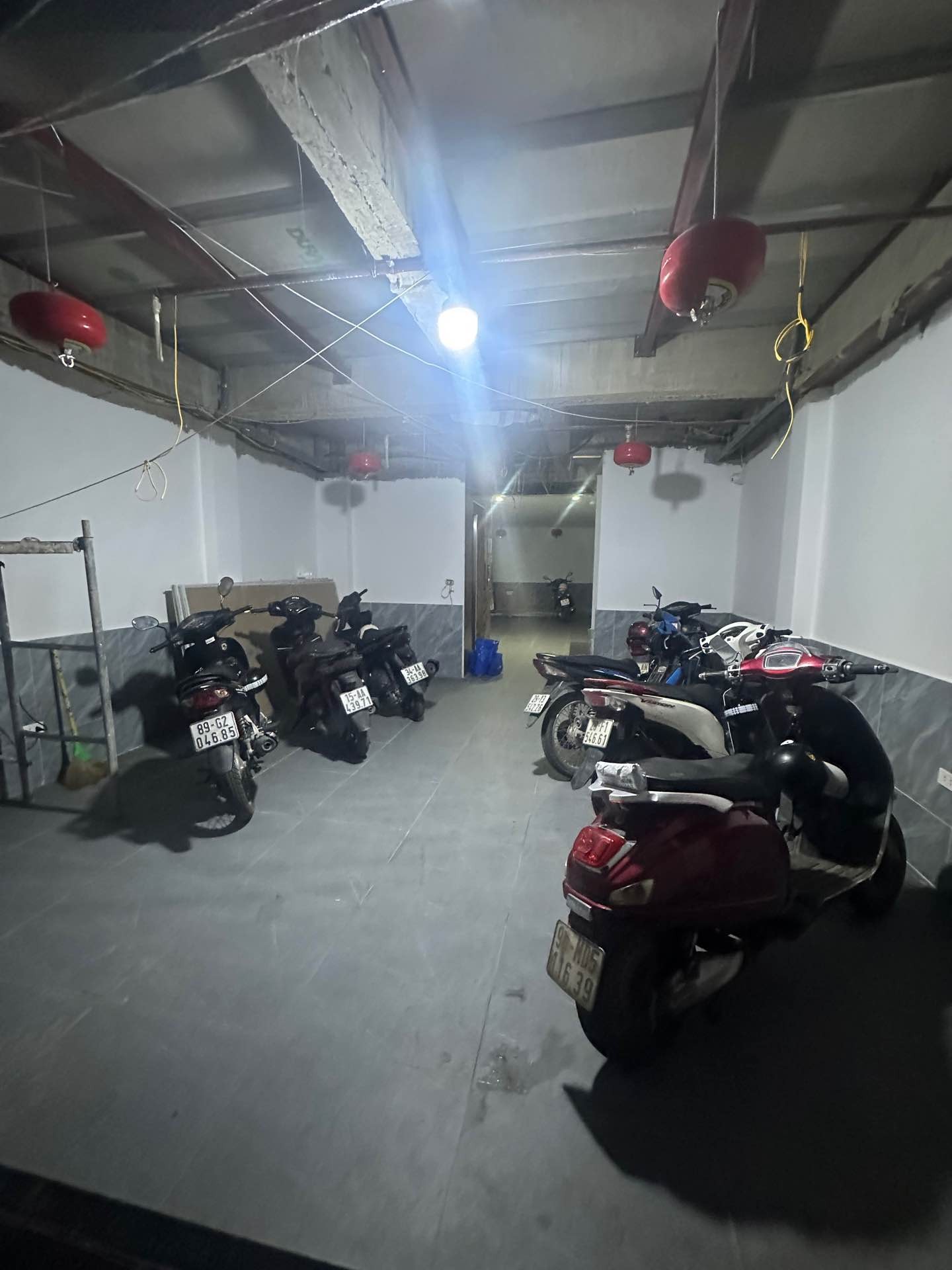 Bán chung cư mini 8 tầng thang máy tại quận trung tâm, diện tích 90m² tiện kinh doanh