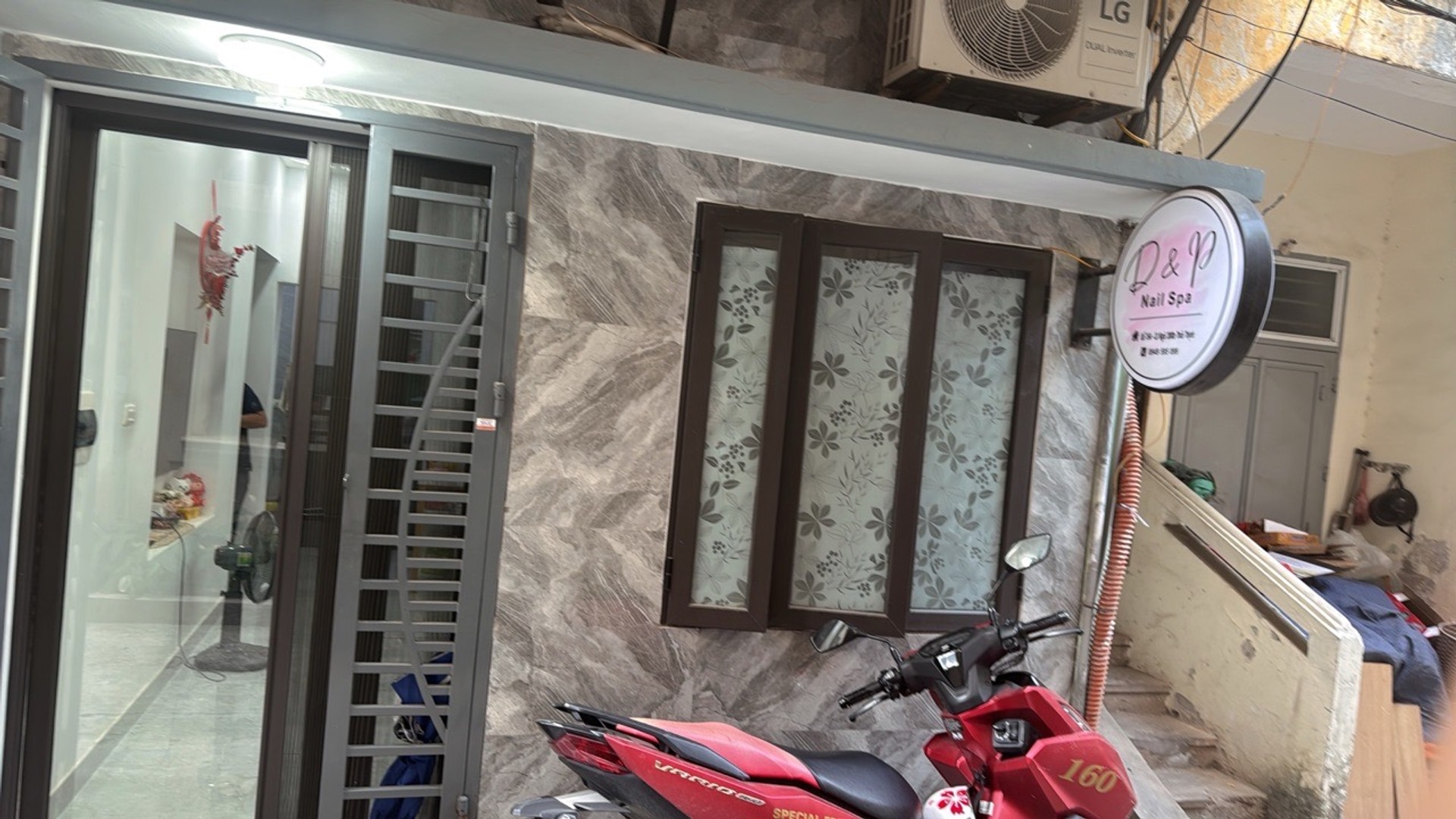 Bán căn hộ lô góc trung tâm Đống Đa, diện tích 34m², view phố, tiện ích đầy đủ