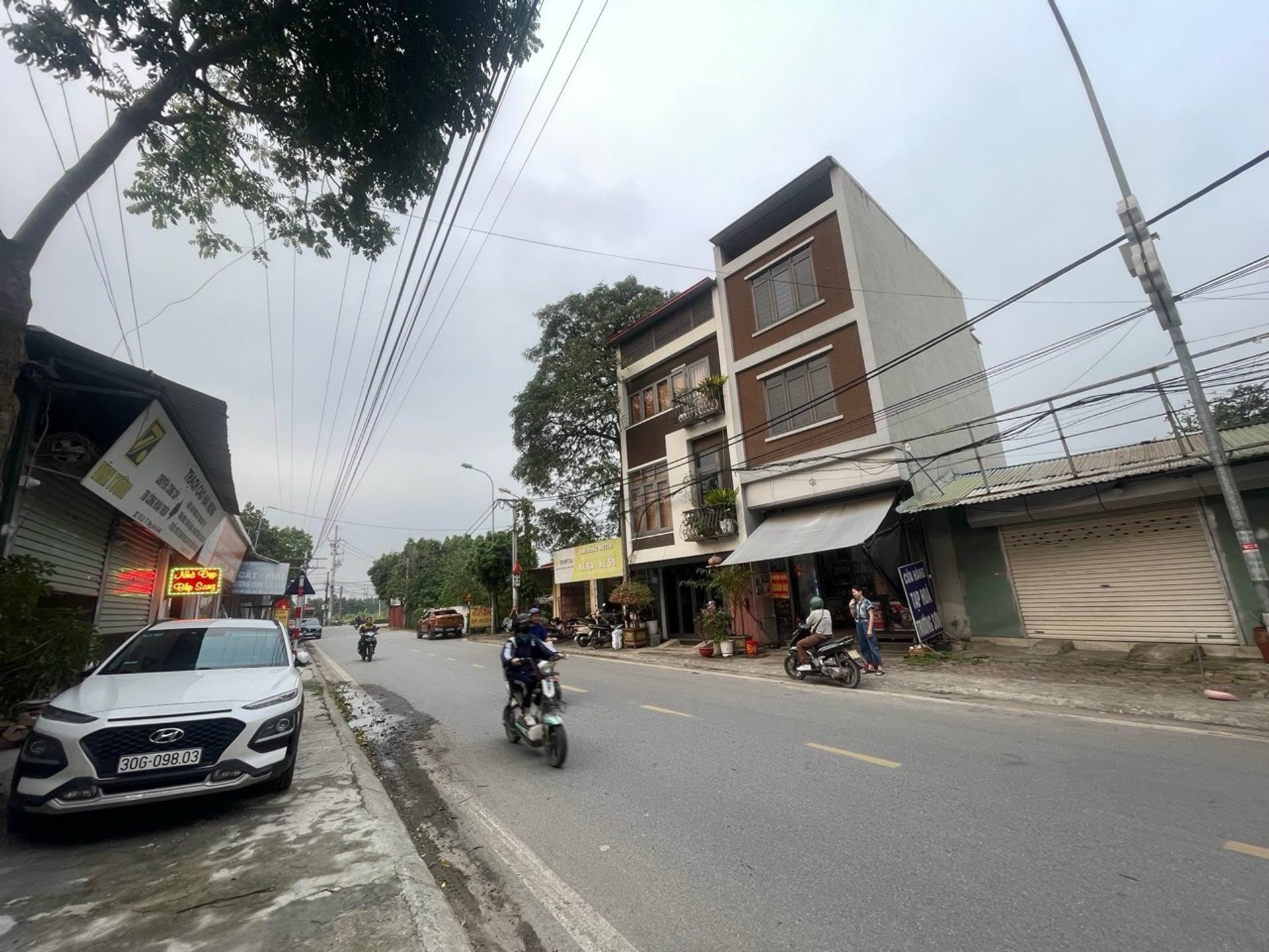 Bán đất mặt phố trung tâm thị trấn Đông Anh, diện tích 33.5 m2, pháp lý rõ ràng