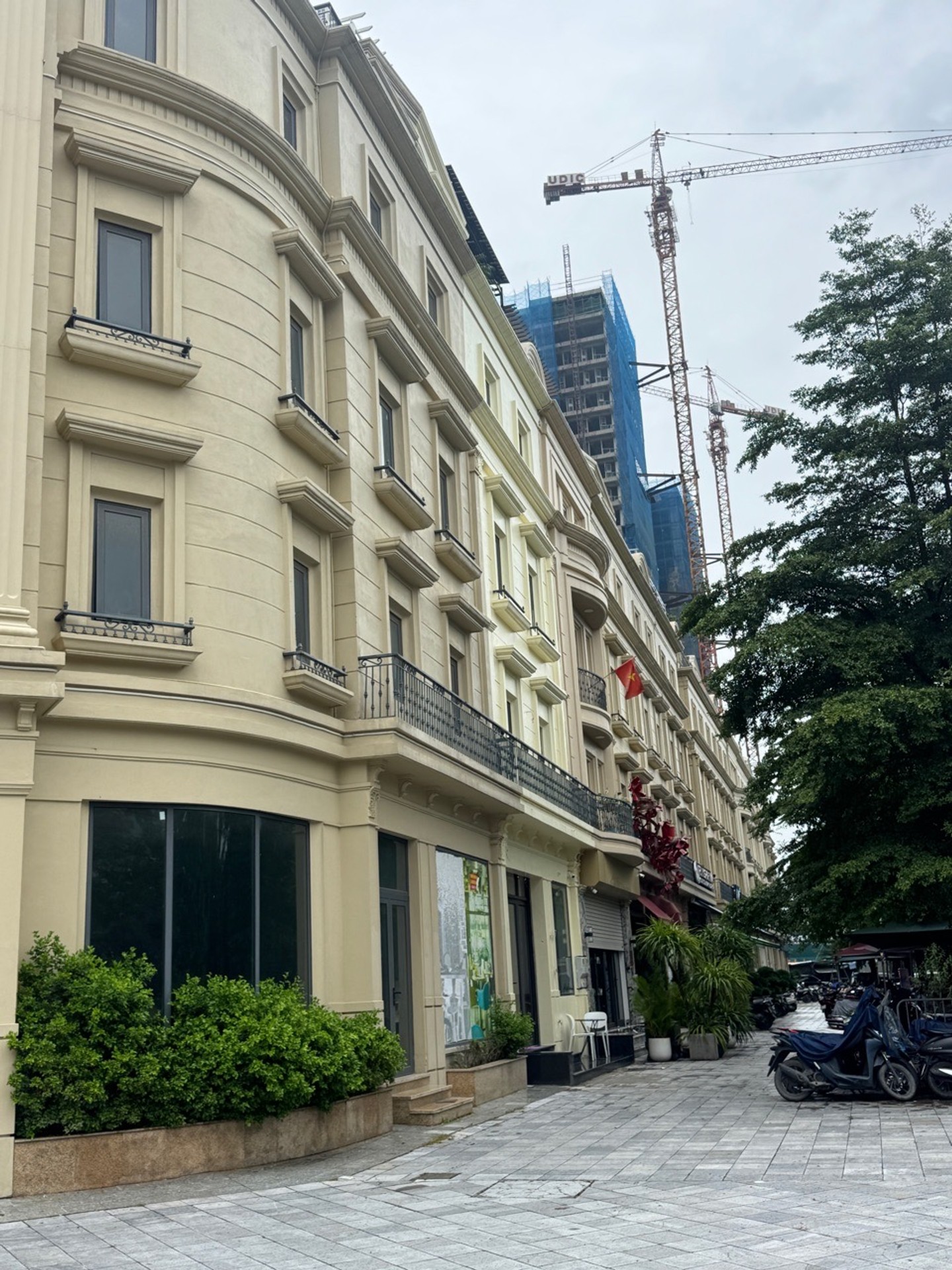 Cơ hội độc quyền sở hữu nhà mặt phố lô góc tại khu đô thị Hạ Đình