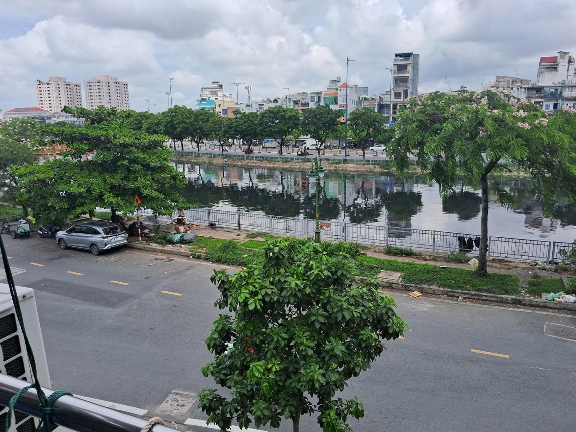 MẶT TIỀN KINH DOANH ĐA NGÀNH NGHỀ – BA ĐÌNH, QUẬN 8 | 9 TỶ
🏡 NHÀ CHÍNH CHỦ Ở LÂU ĐỜI