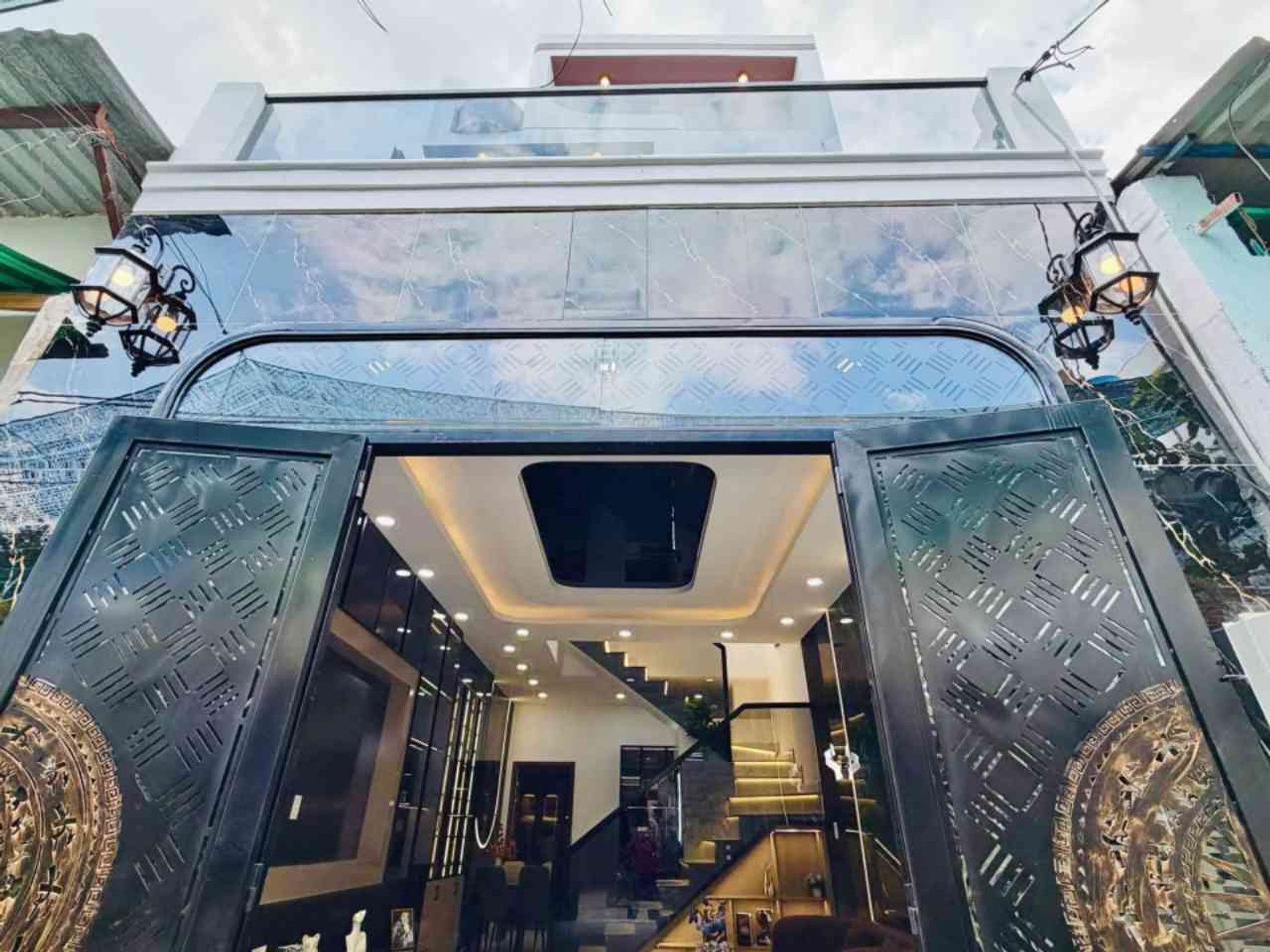 Bùi Quang Là, hẻm xe hơi. 3PN chi 4ty250