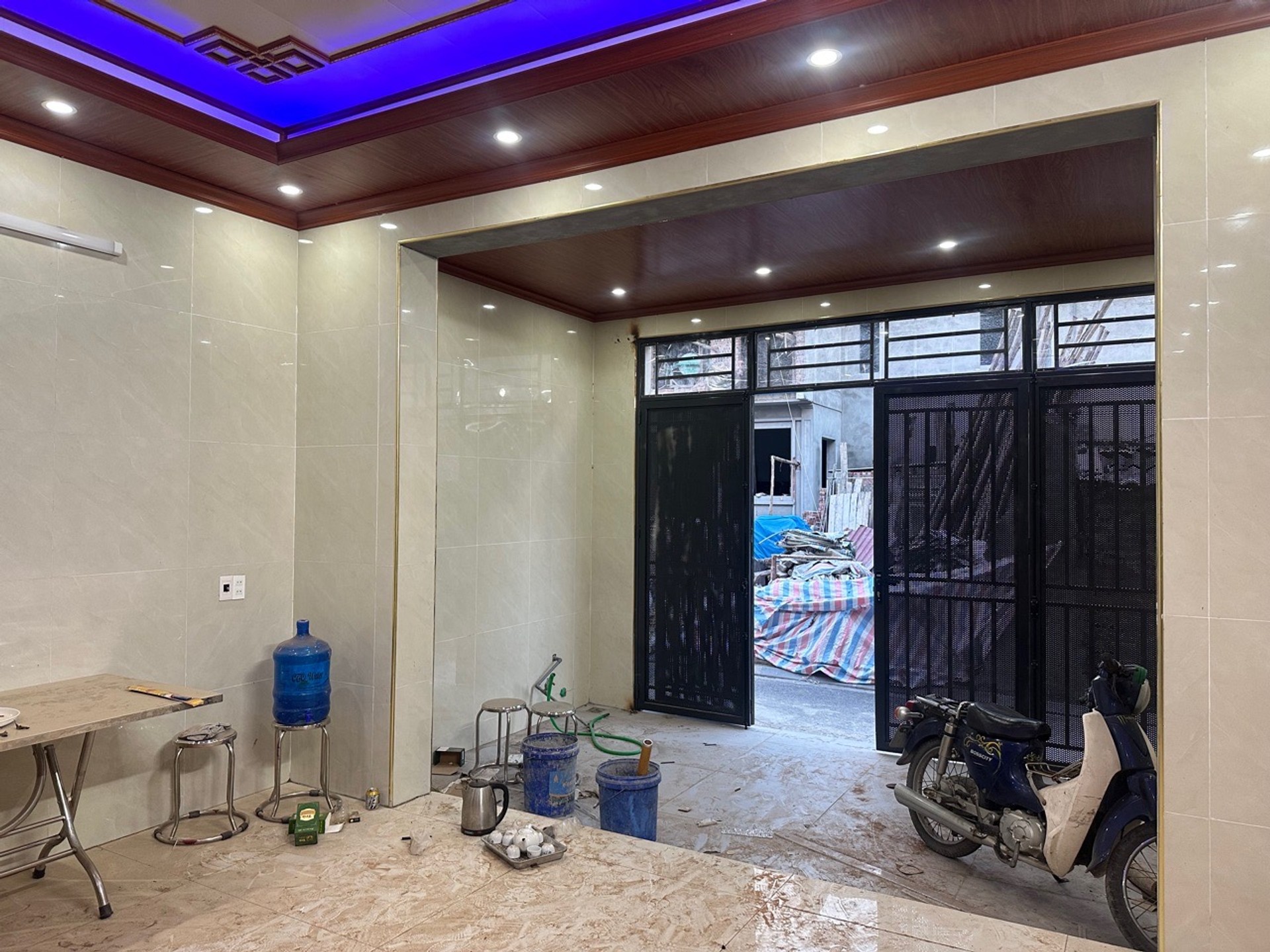 Bán nhà riêng 3 tầng hướng Nam tại Kim Tiên, diện tích 72.4m2