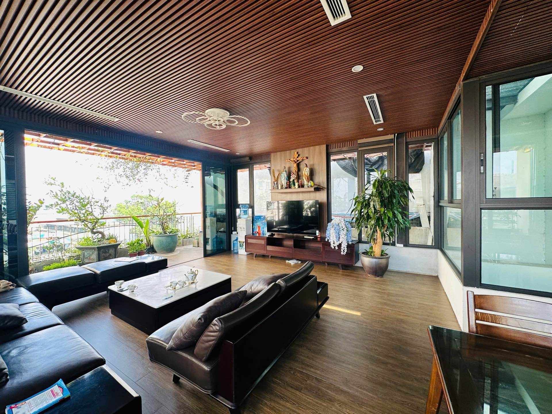 Siêu phẩm Sài Đồng-5 nổi 1 hầm-175m² – TÒA LUXURY OFFICE – MẶT TIỀN KHỦNG