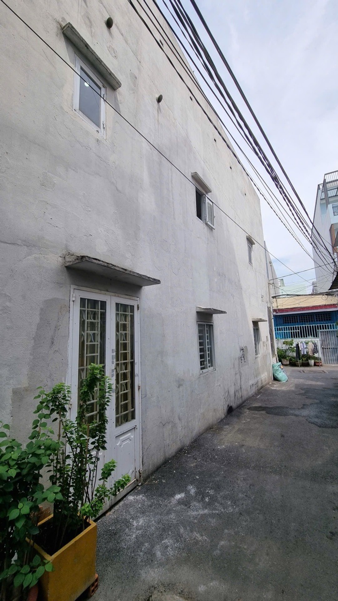 Bán nhà 2 tầng, 2PN, 2WC ở Quang Trung, gần công viên