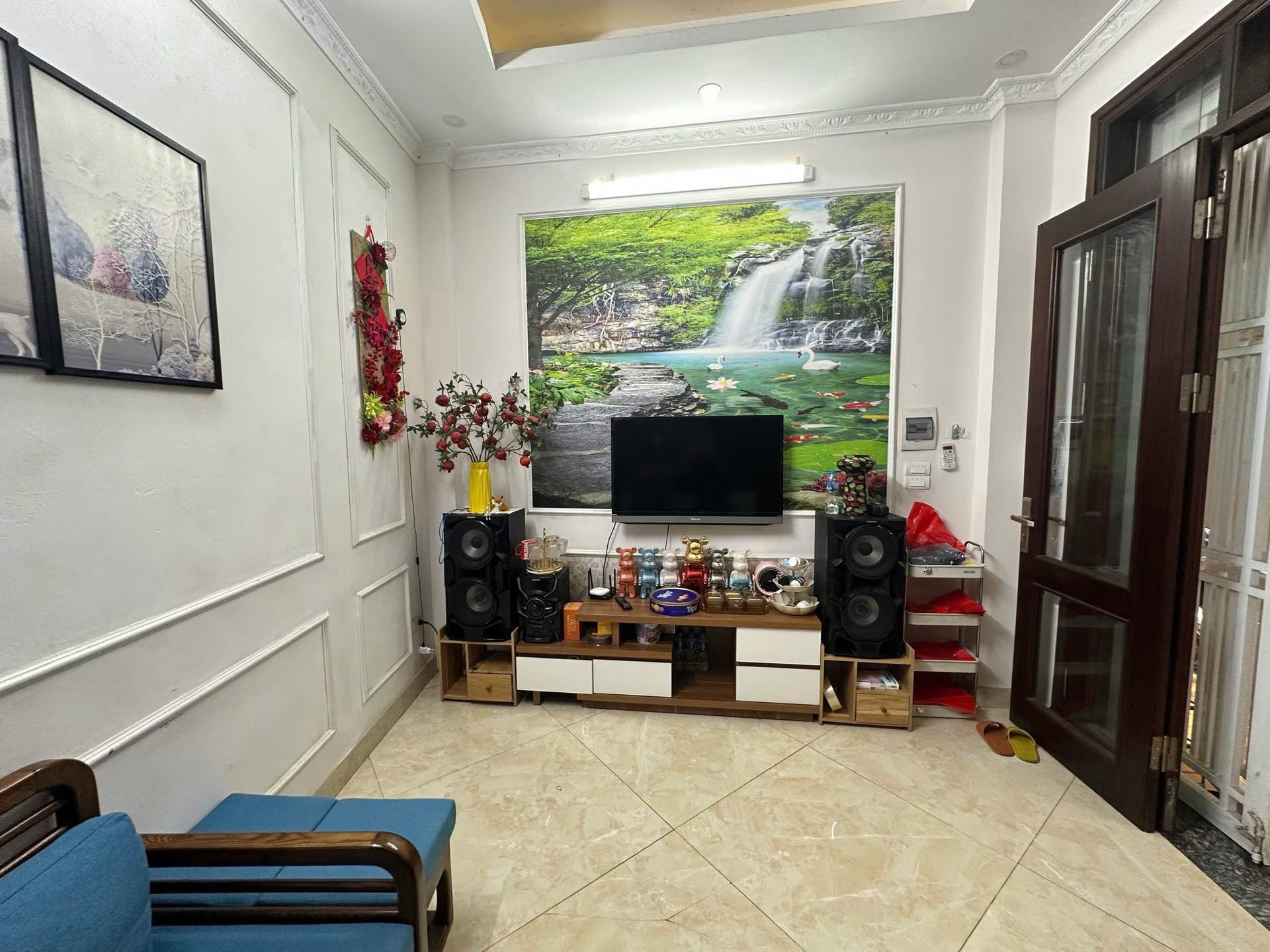 Cơ hội sở hữu nhà riêng trung tâm Kim Đồng, gần ô tô, giá tốt hiếm có