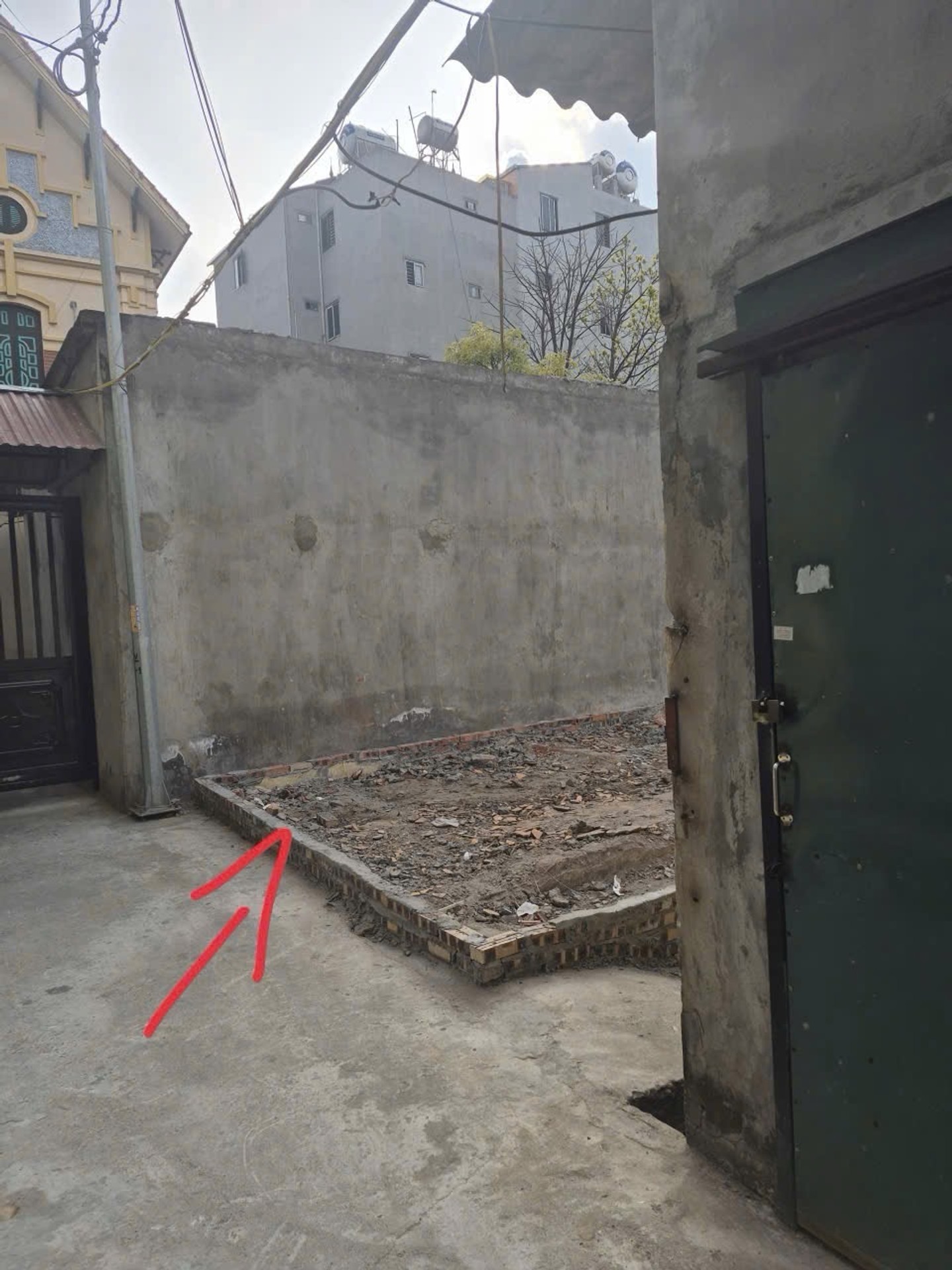 Nhà phân lô 1 tầng 60m2 gần ĐHNN, tiện kinh doanh tại TT Trâu Quỳ